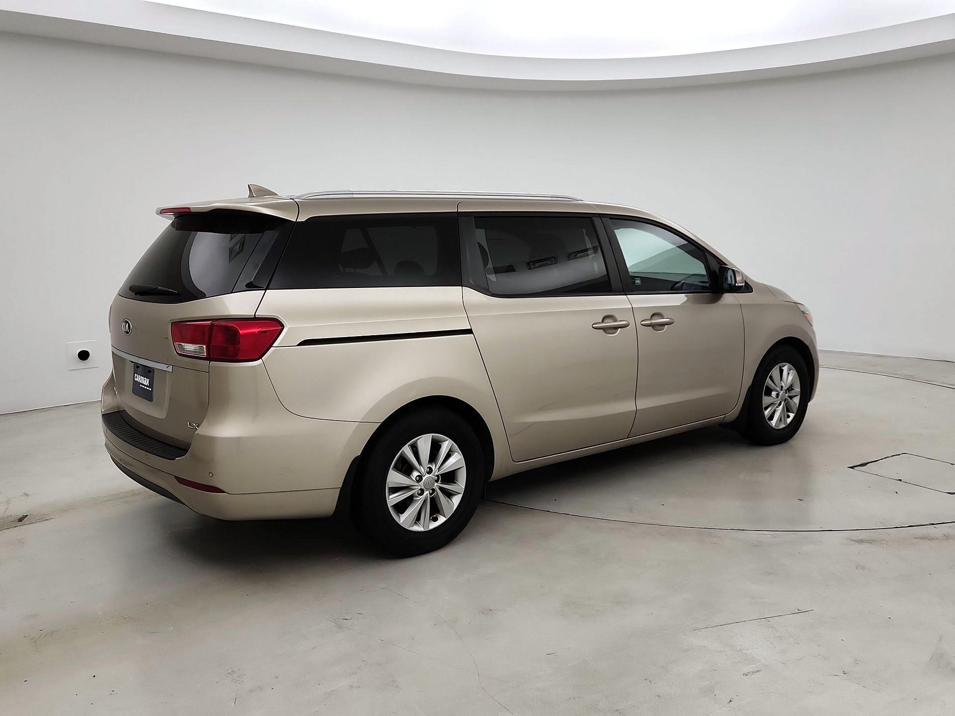 Thumbnail: 2016 Kia Sedona - 5