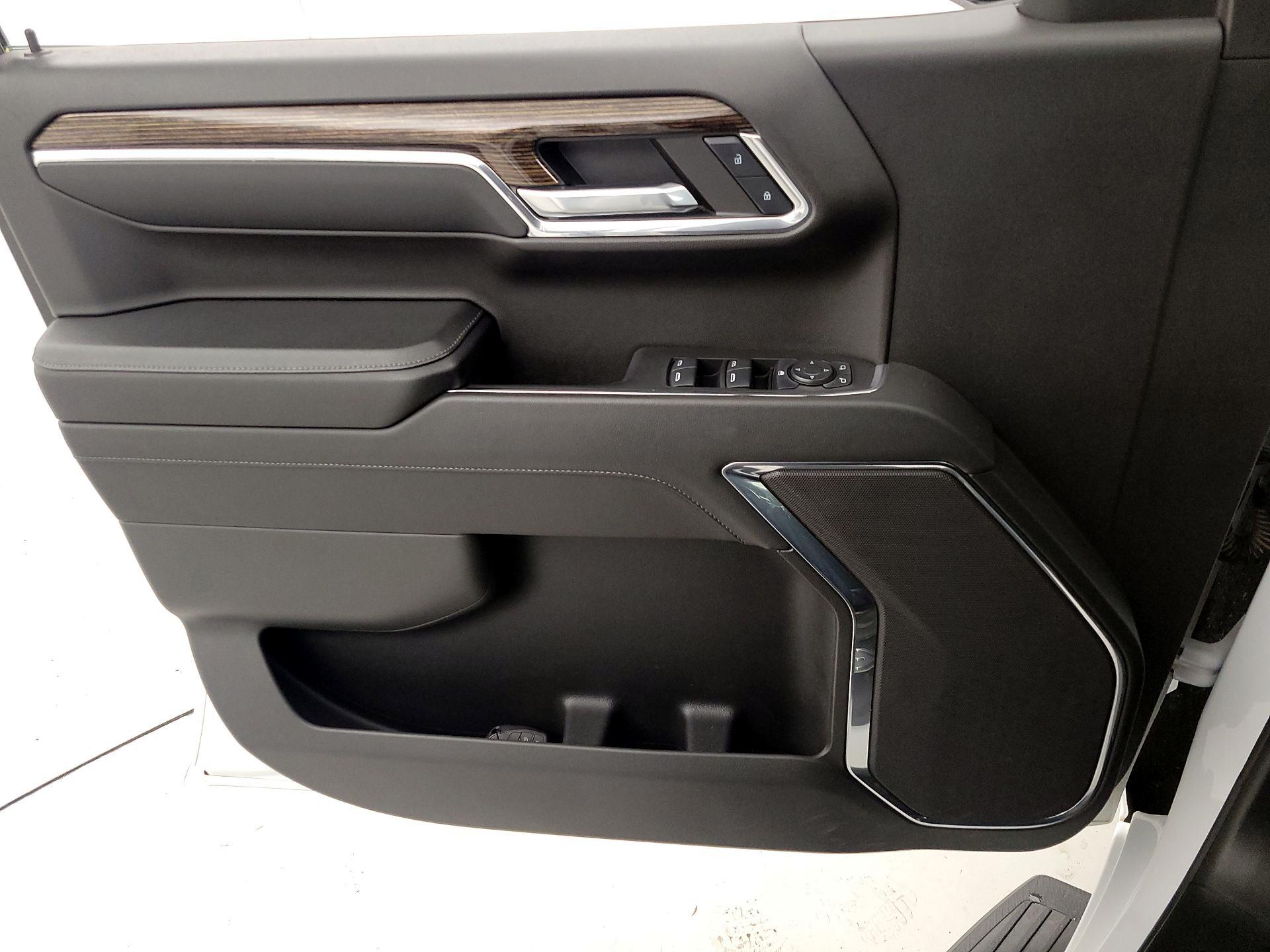 Thumbnail: 2024 GMC Sierra 1500 - 12