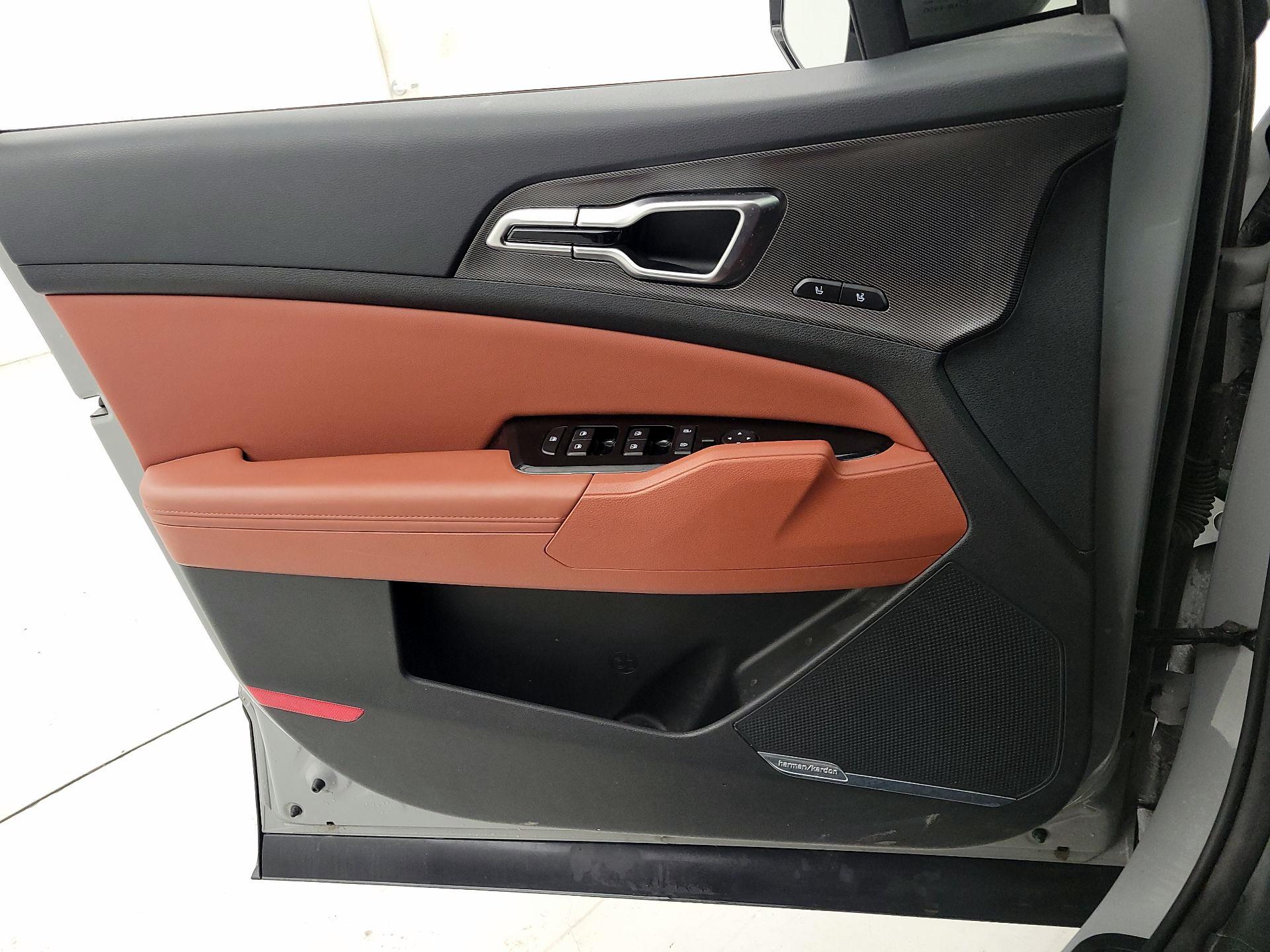 Thumbnail: 2025 Kia Sportage - 12