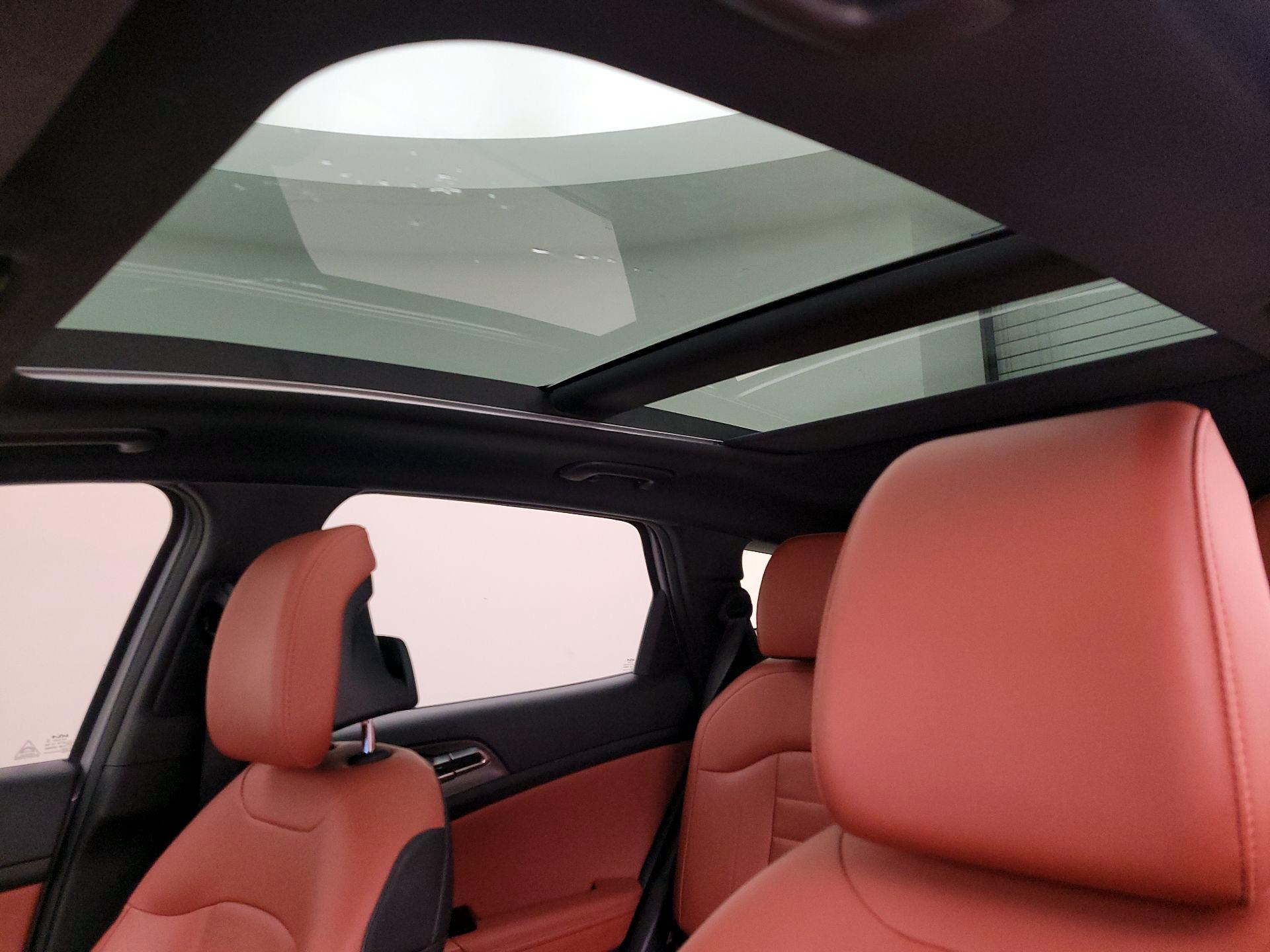 Thumbnail: 2025 Kia Sportage - 20