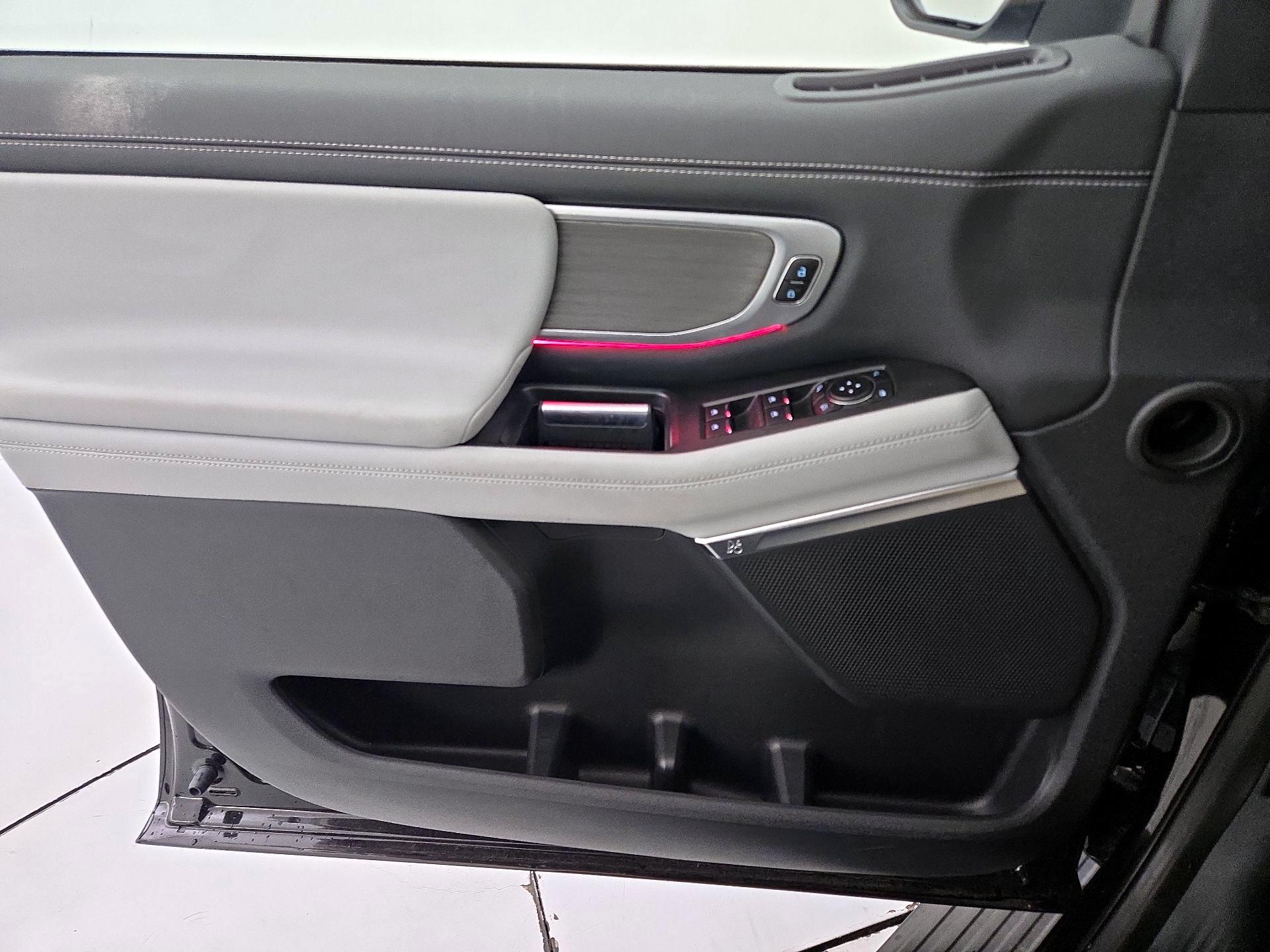 Thumbnail: 2025 Ford Expedition - 12