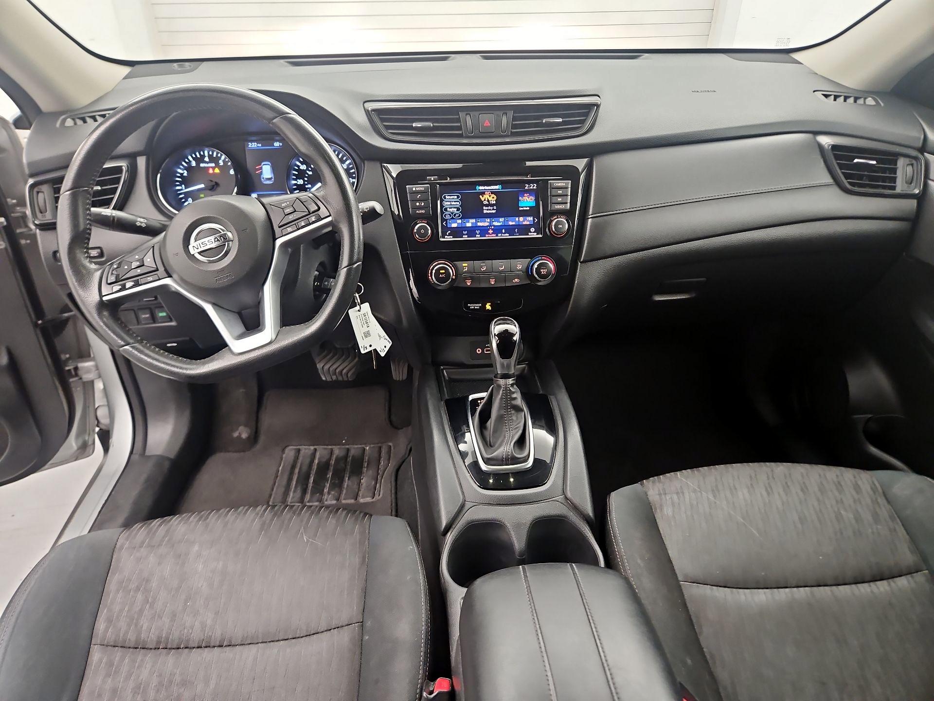 Thumbnail: 2019 Nissan Rogue - 9