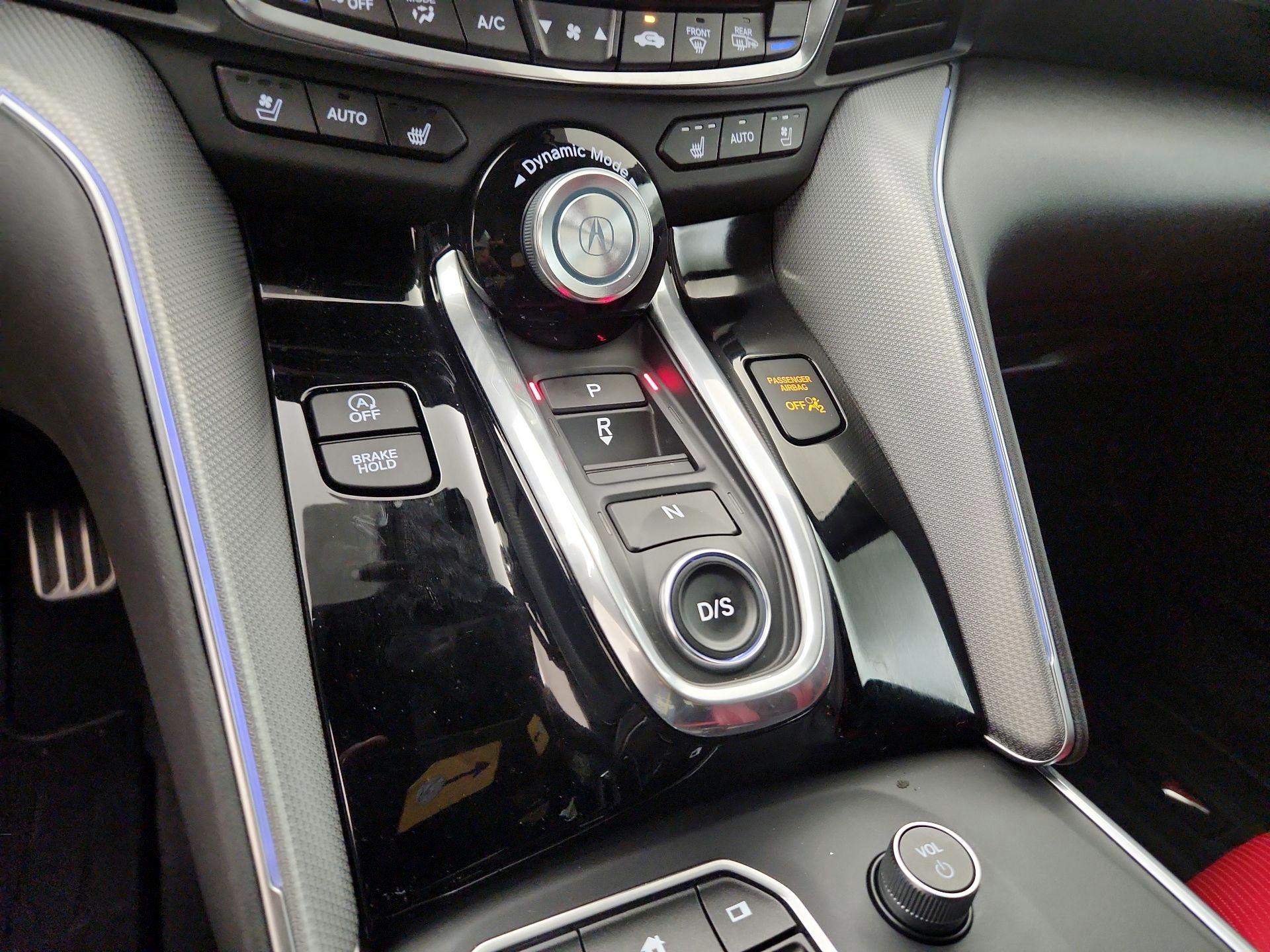 Thumbnail: 2022 Acura TLX - 17