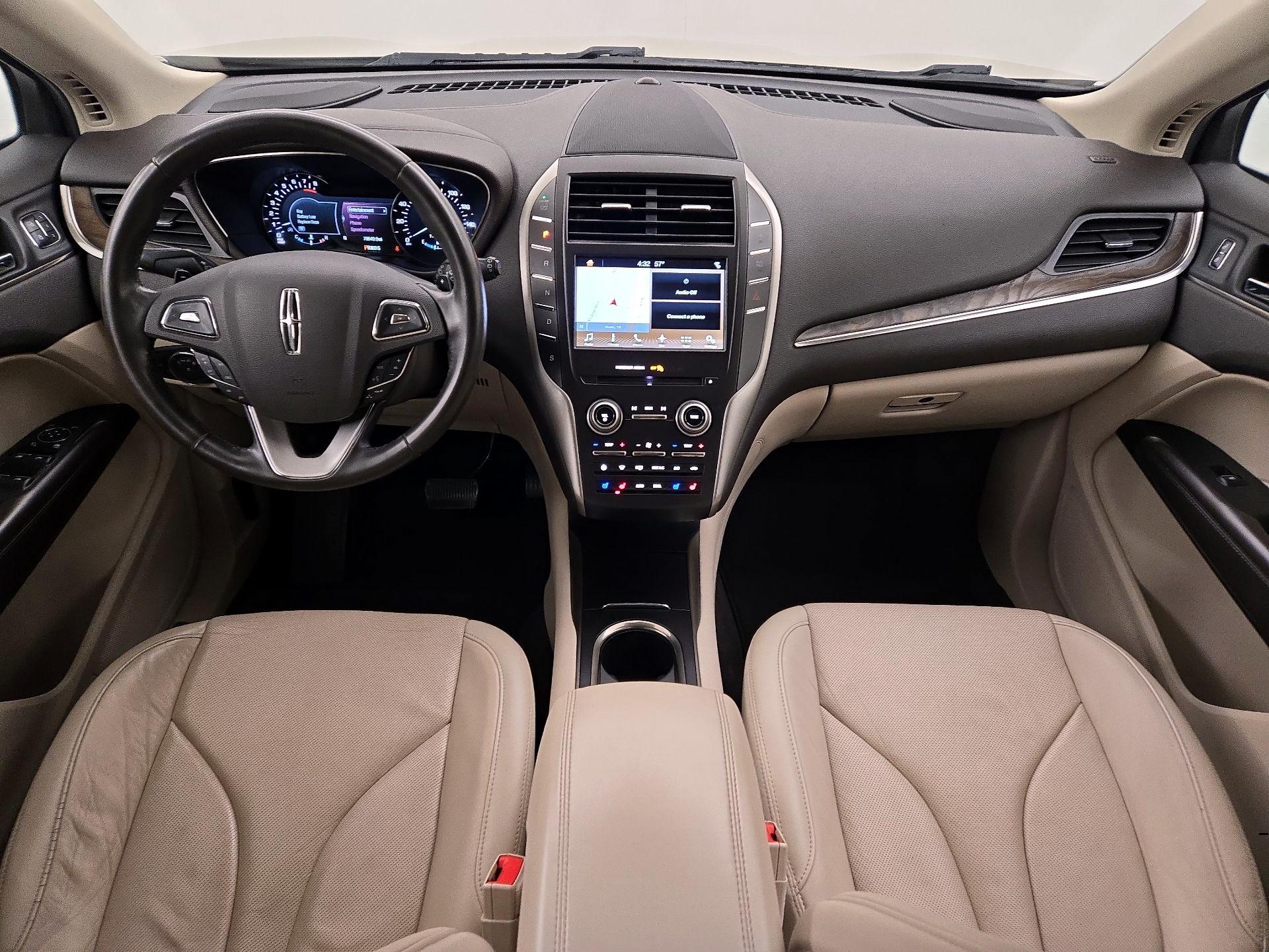 Thumbnail: 2017 Lincoln MKC - 9