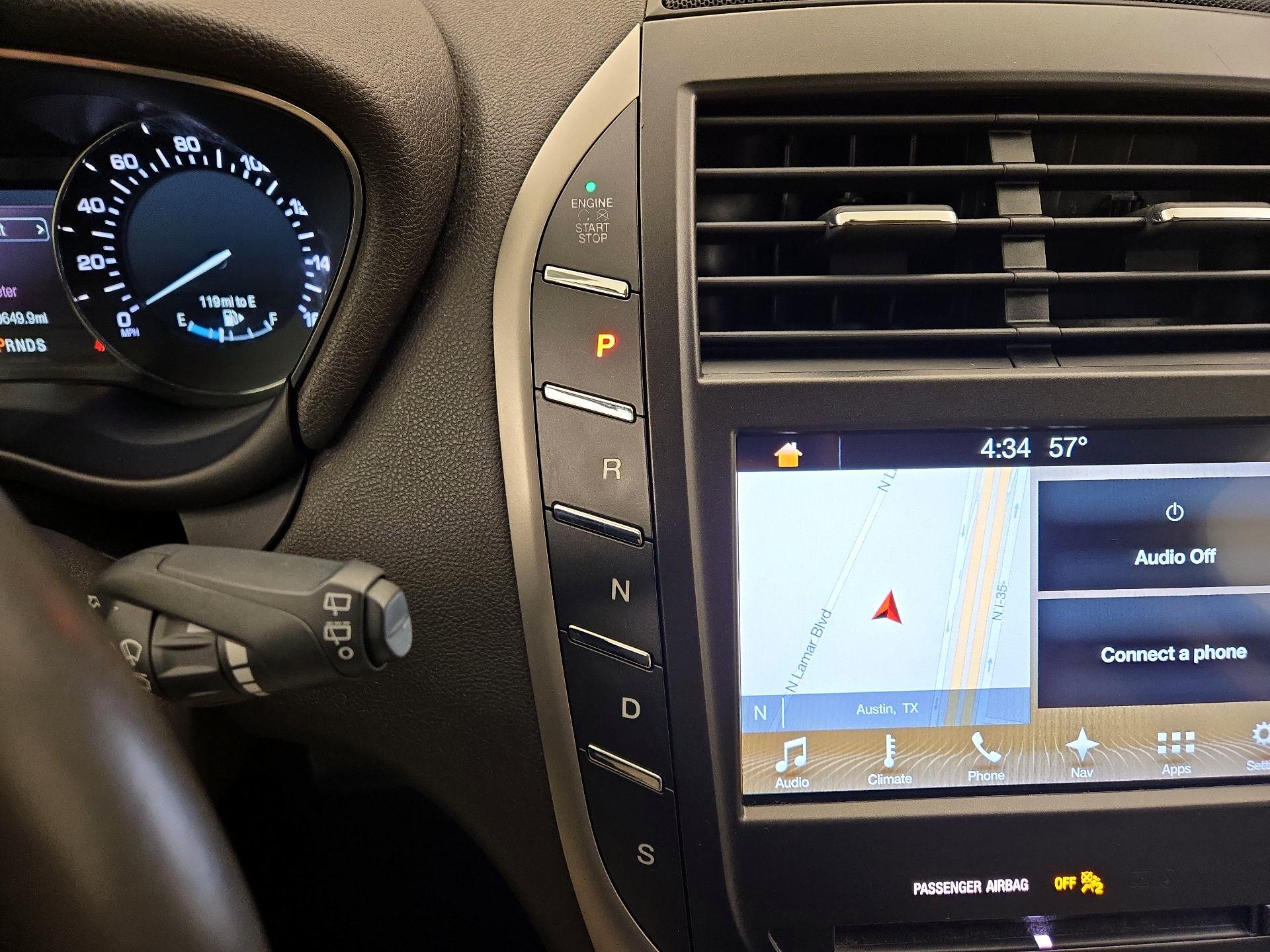 Thumbnail: 2017 Lincoln MKC - 18