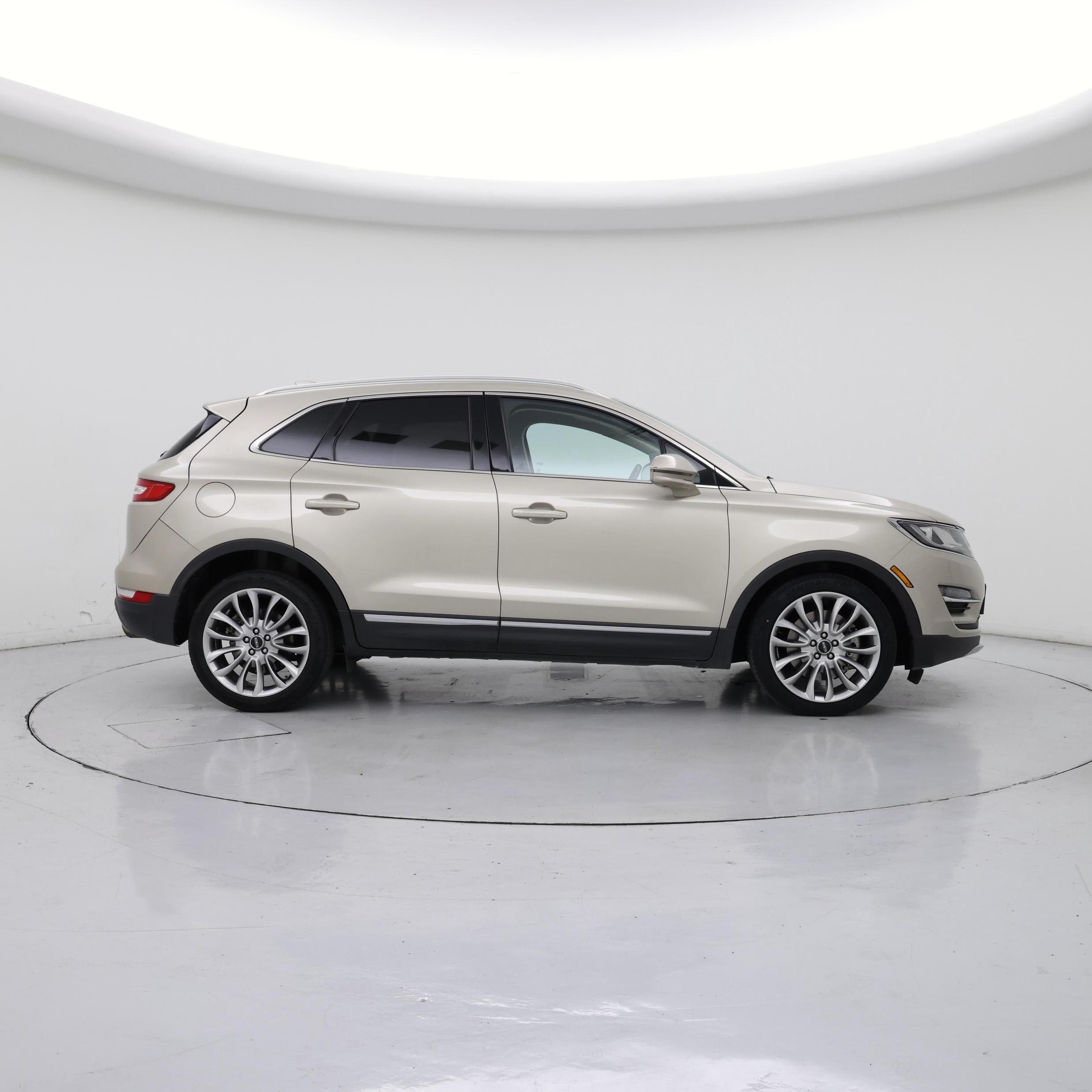 Thumbnail: 2017 Lincoln MKC - 7