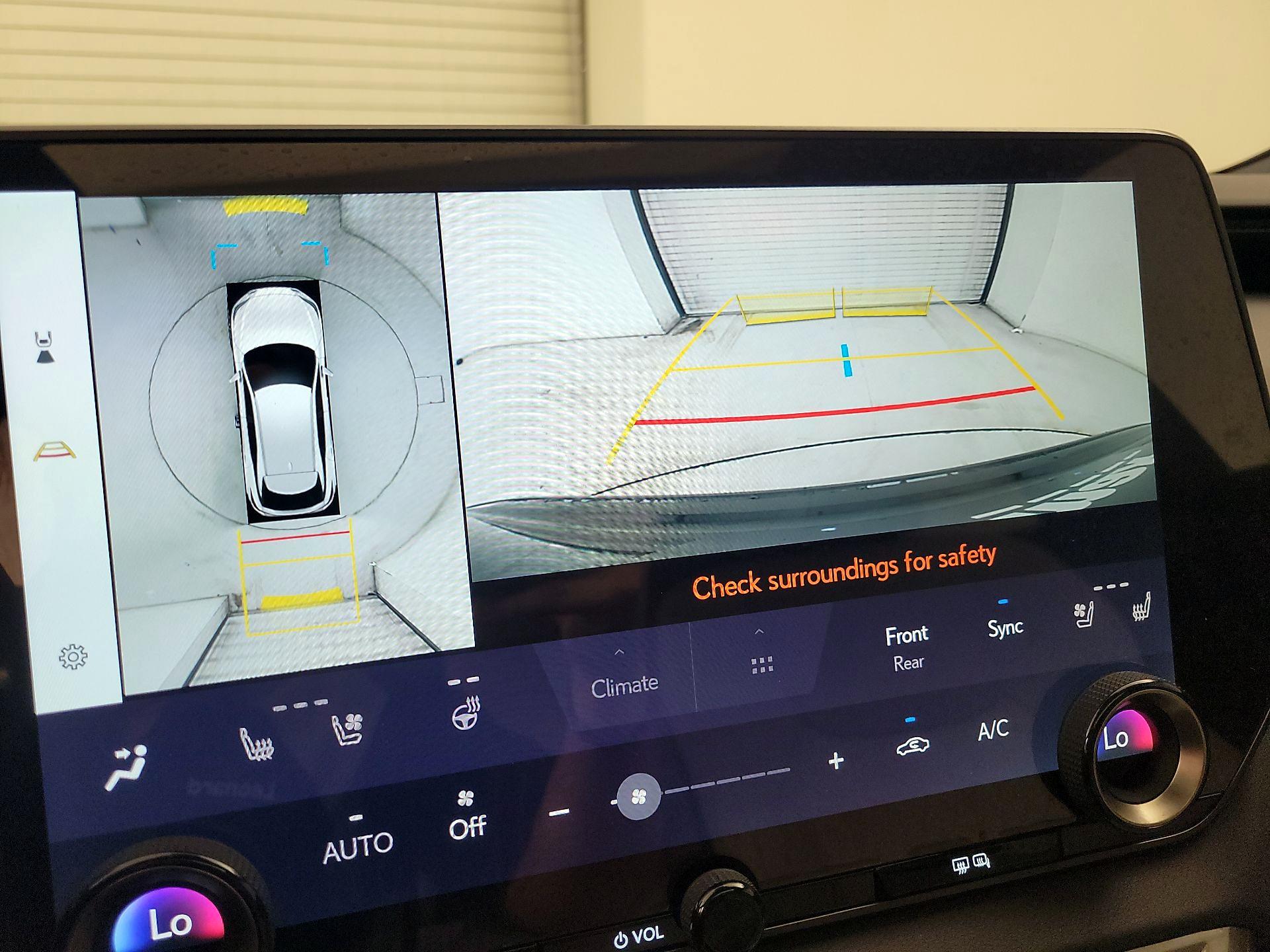 Thumbnail: 2024 Lexus RX - 14