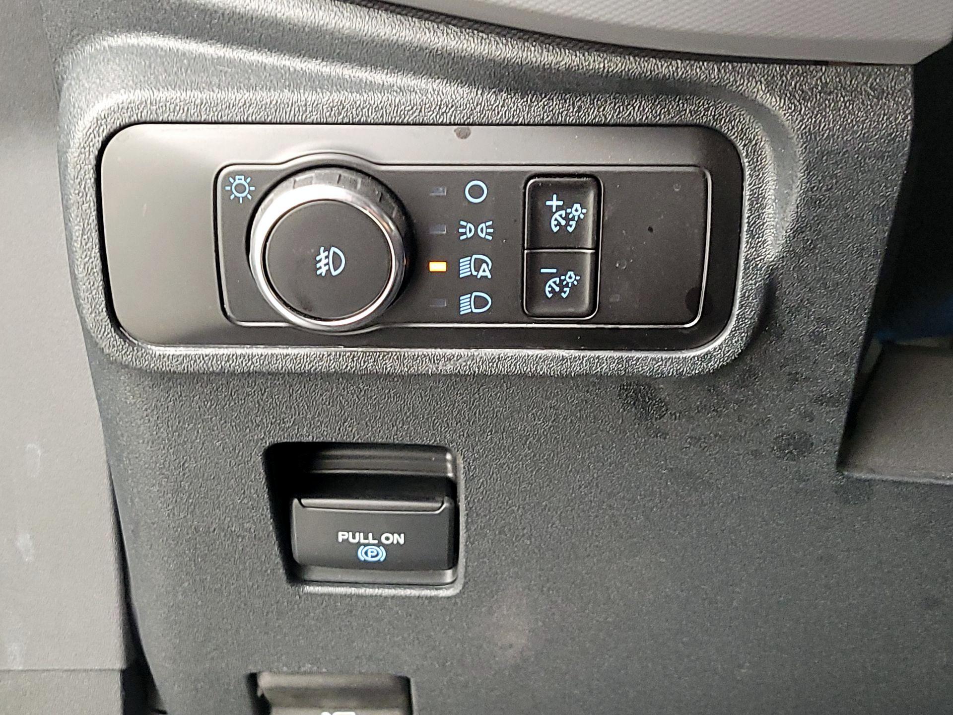 Thumbnail: 2023 Ford Bronco - 13