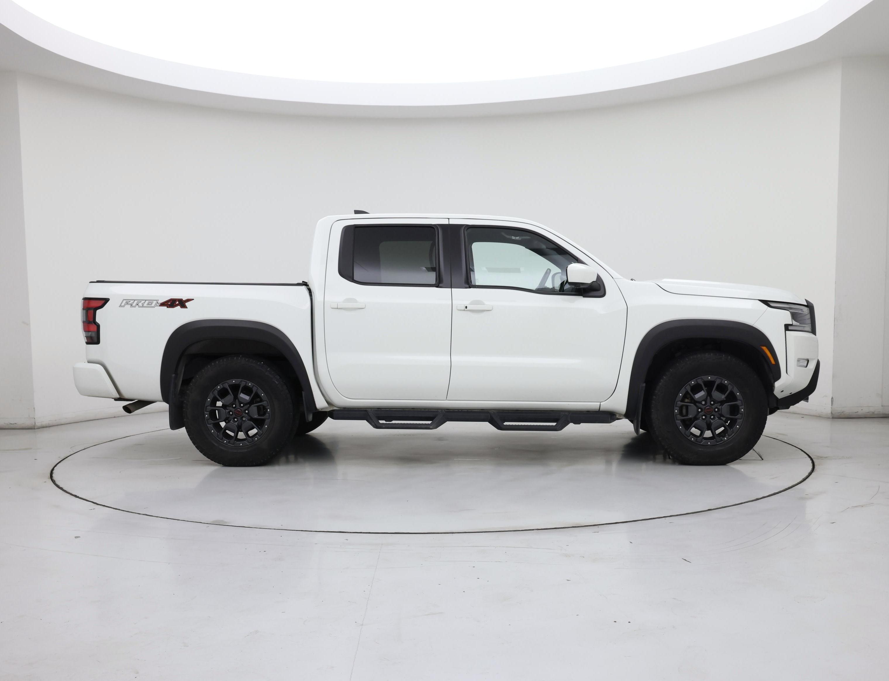 Thumbnail: 2024 Nissan Frontier - 7