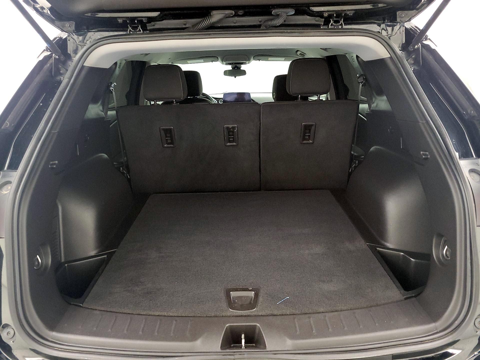 Thumbnail: 2024 Chevrolet Blazer - 18