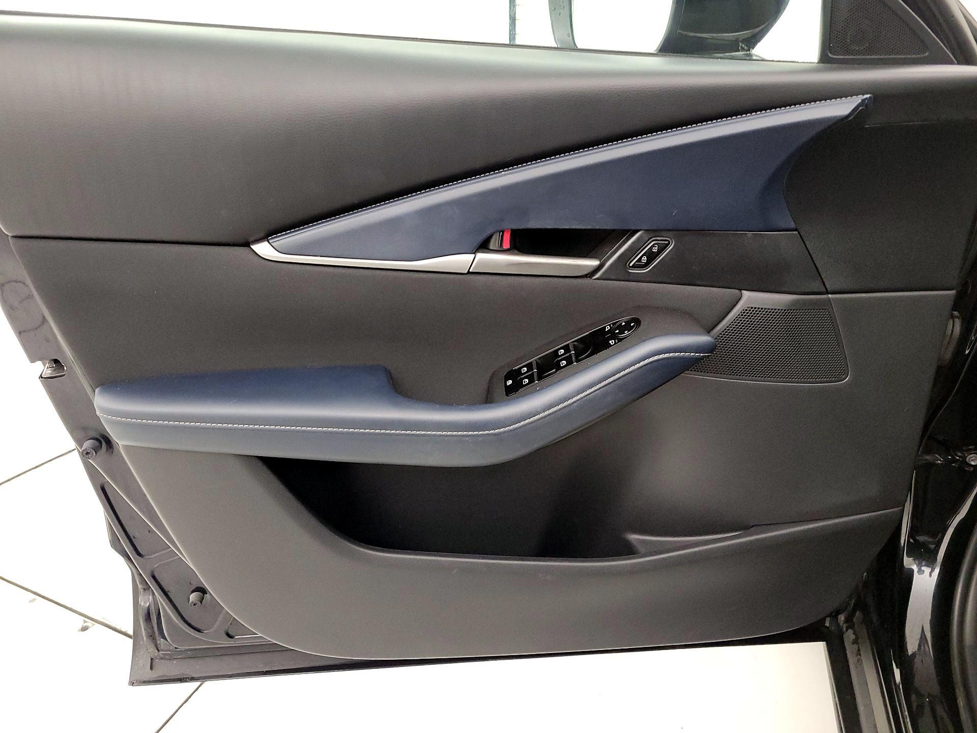 Thumbnail: 2020 Mazda CX-30 - 12