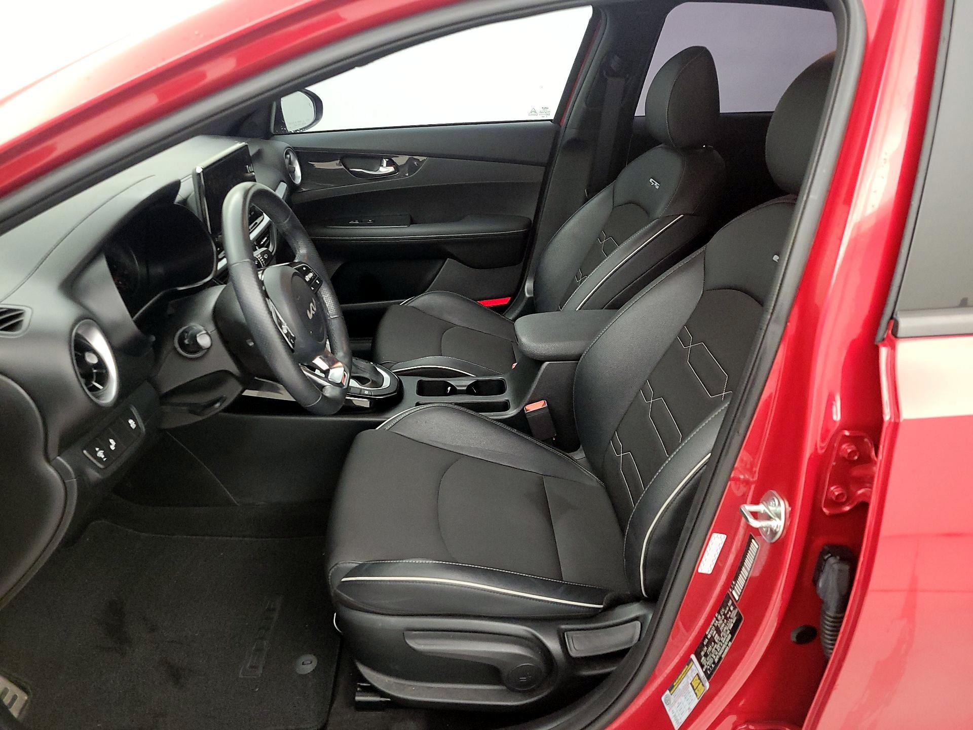 Thumbnail: 2024 Kia Forte - 11