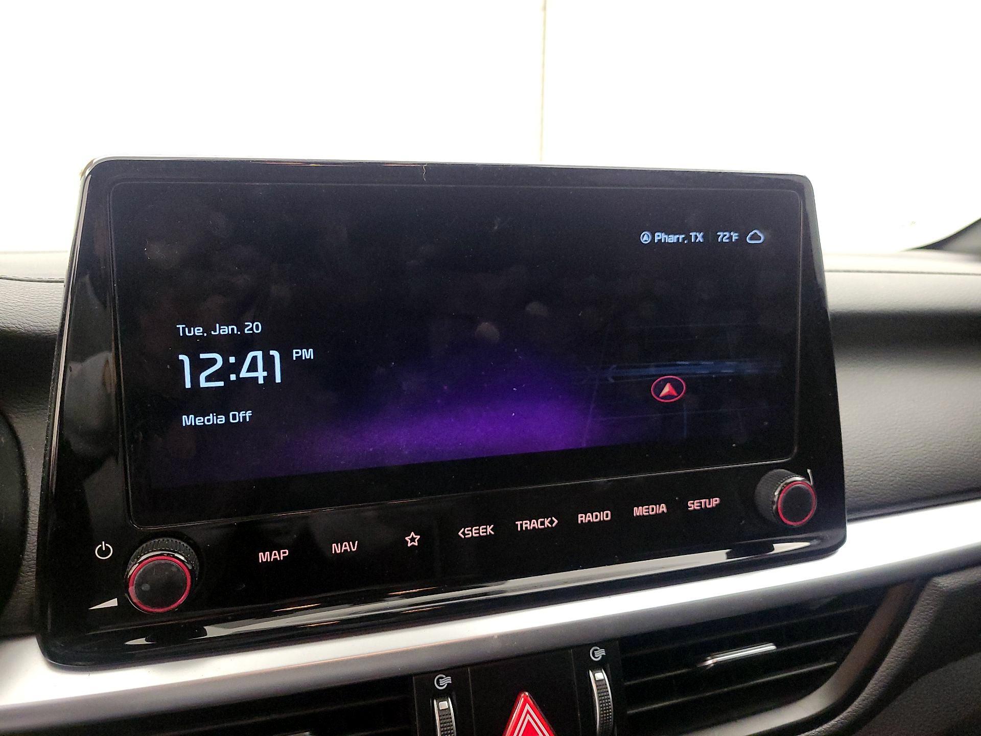 Thumbnail: 2024 Kia Forte - 16