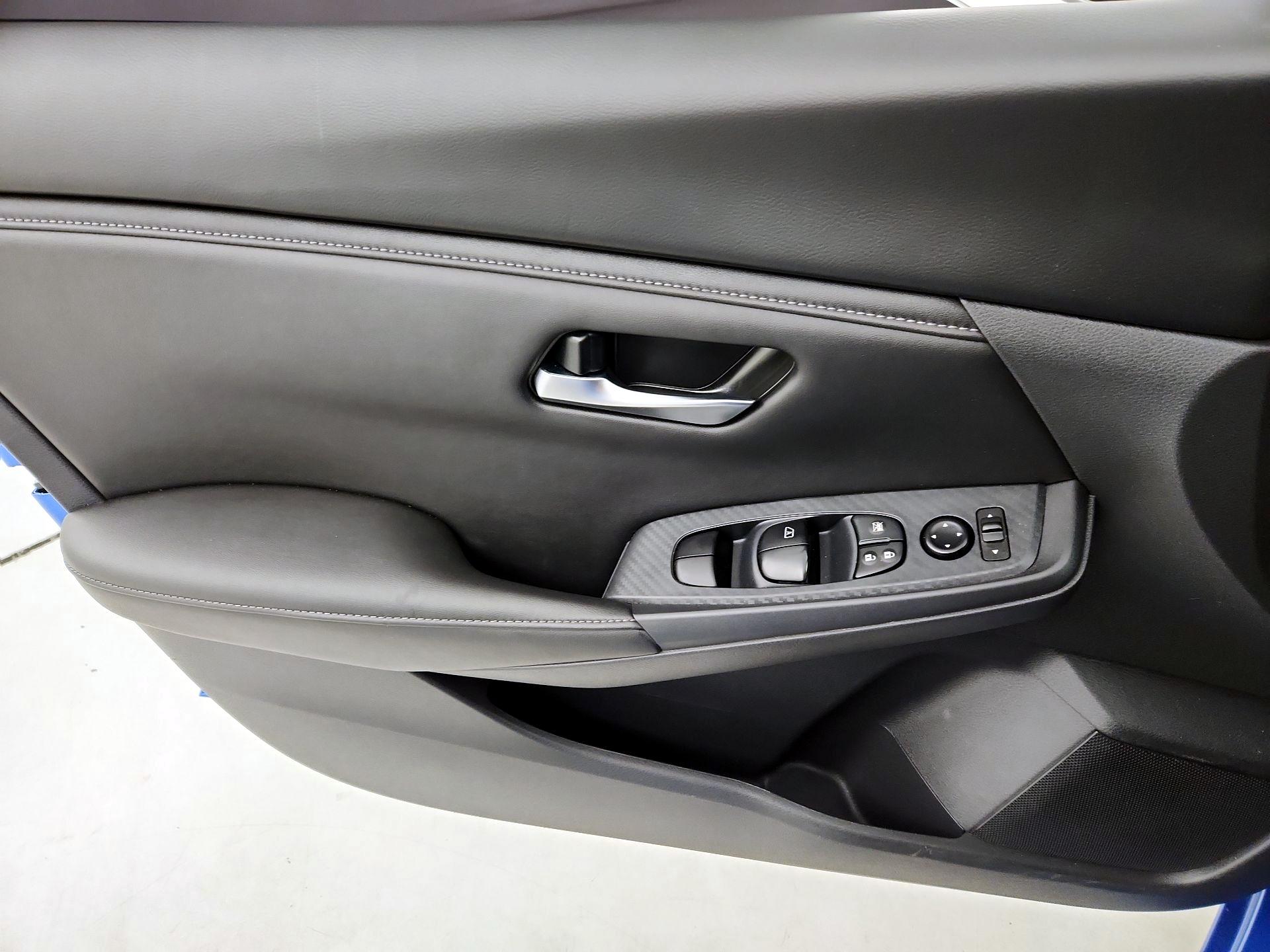 Thumbnail: 2025 Nissan Sentra - 12