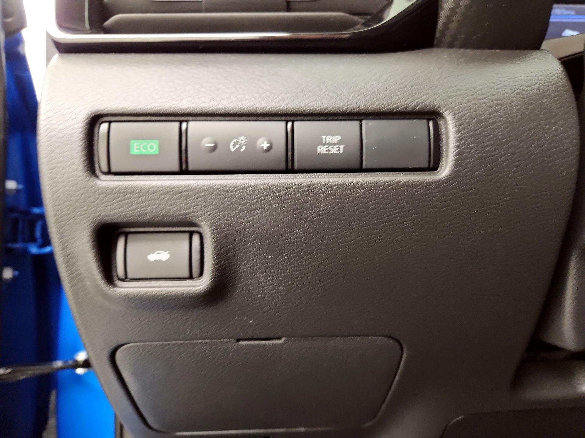 Thumbnail: 2025 Nissan Sentra - 13