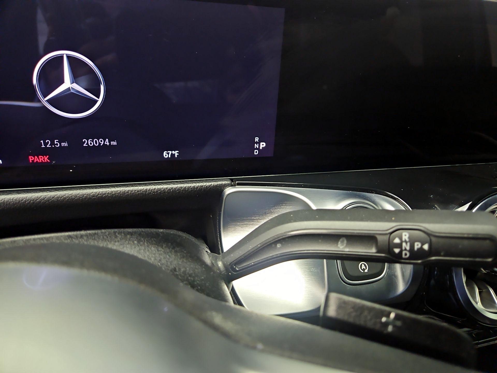 Thumbnail: 2024 Mercedes-Benz GLB - 17