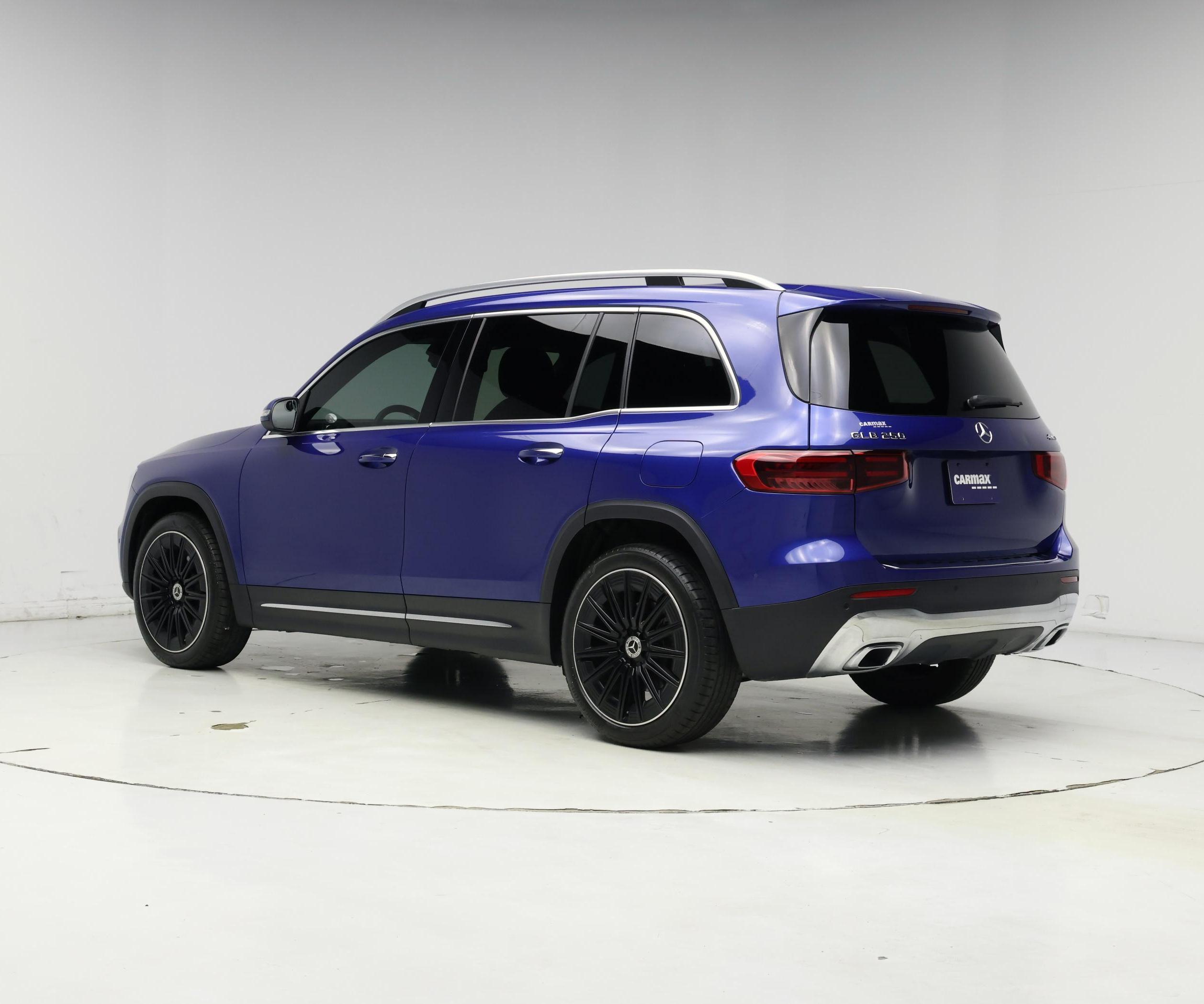 Thumbnail: 2024 Mercedes-Benz GLB - 2