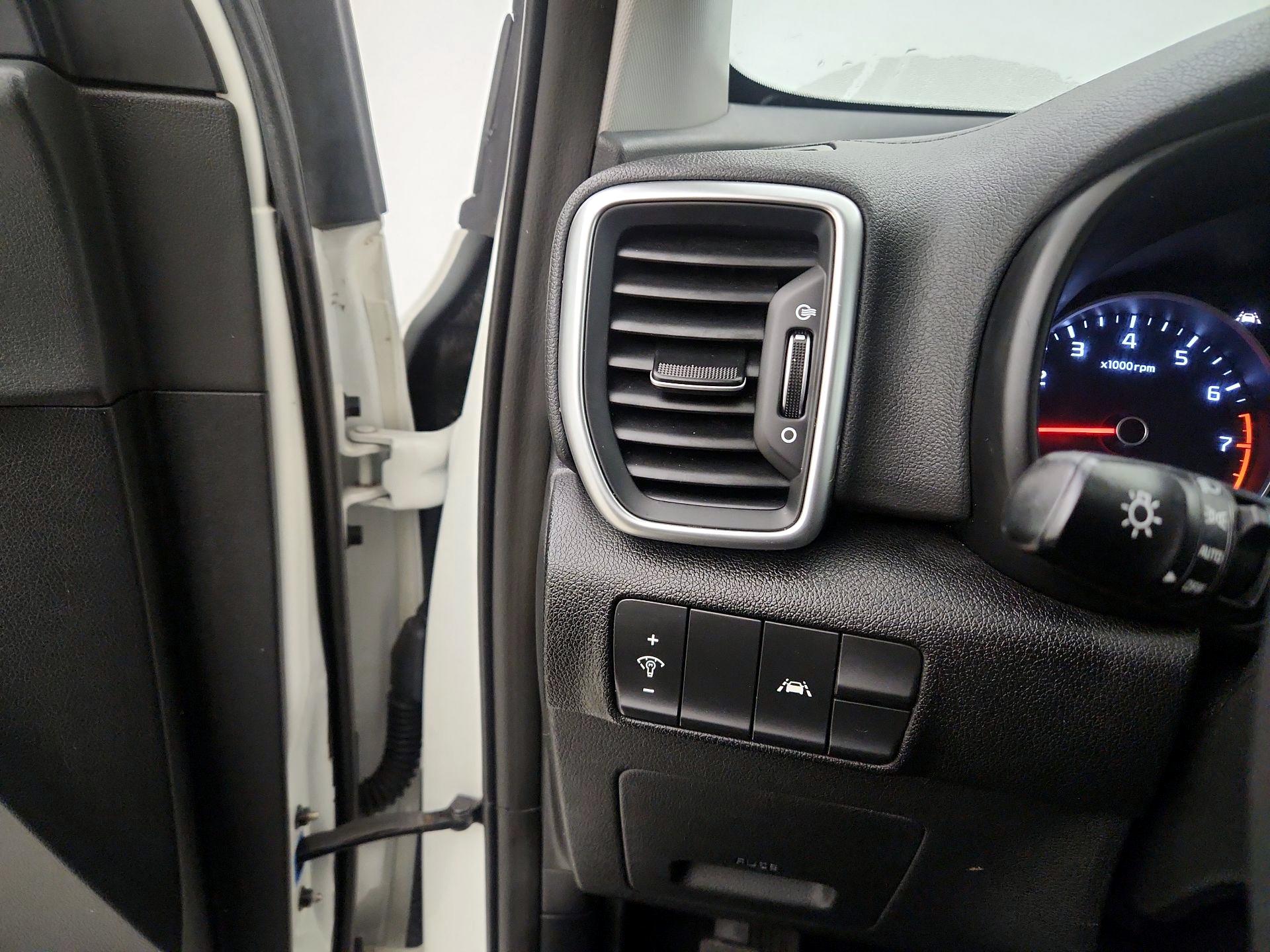 Thumbnail: 2021 Kia Sportage - 13