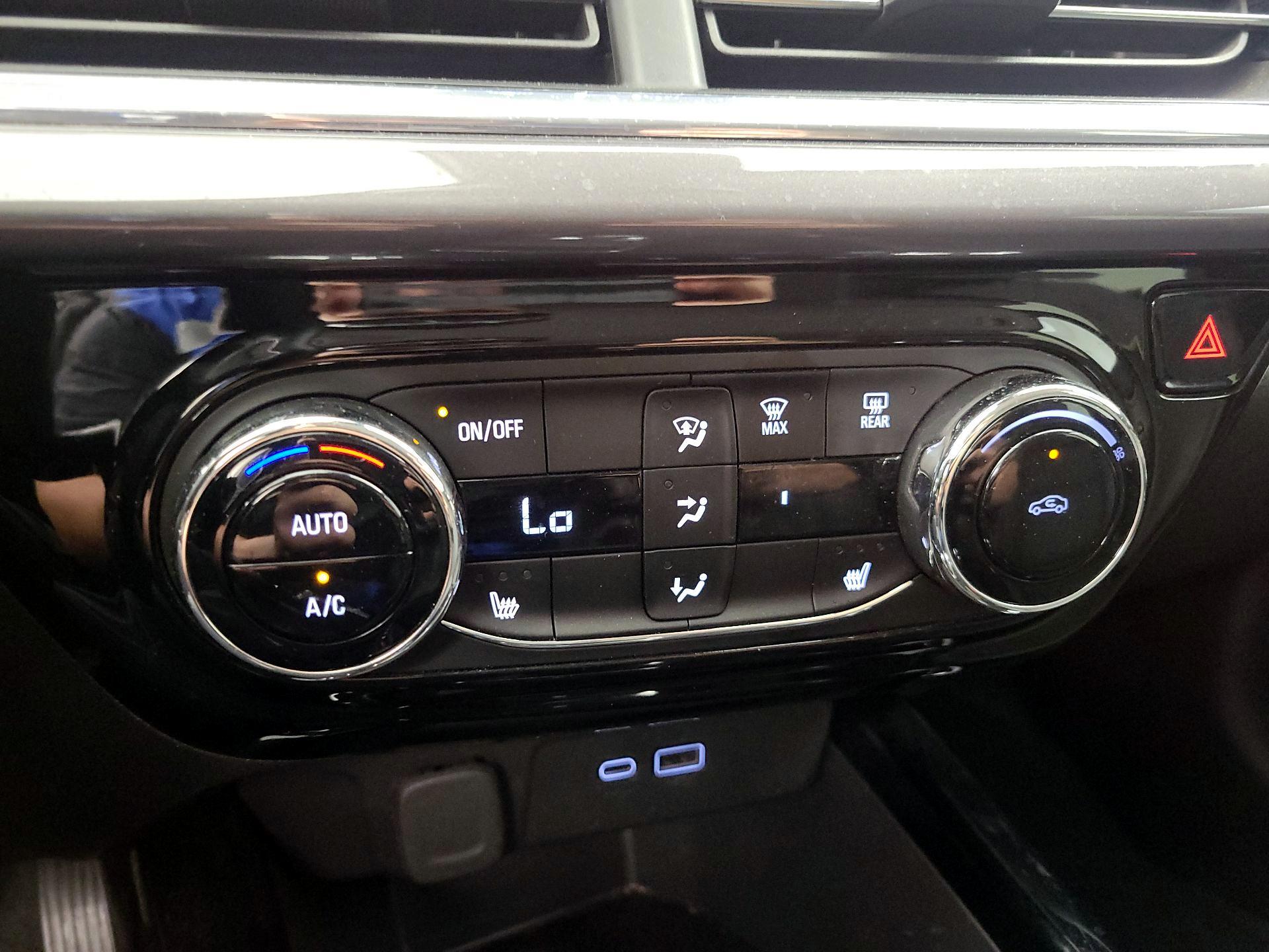 Thumbnail: 2025 Chevrolet Trax - 16