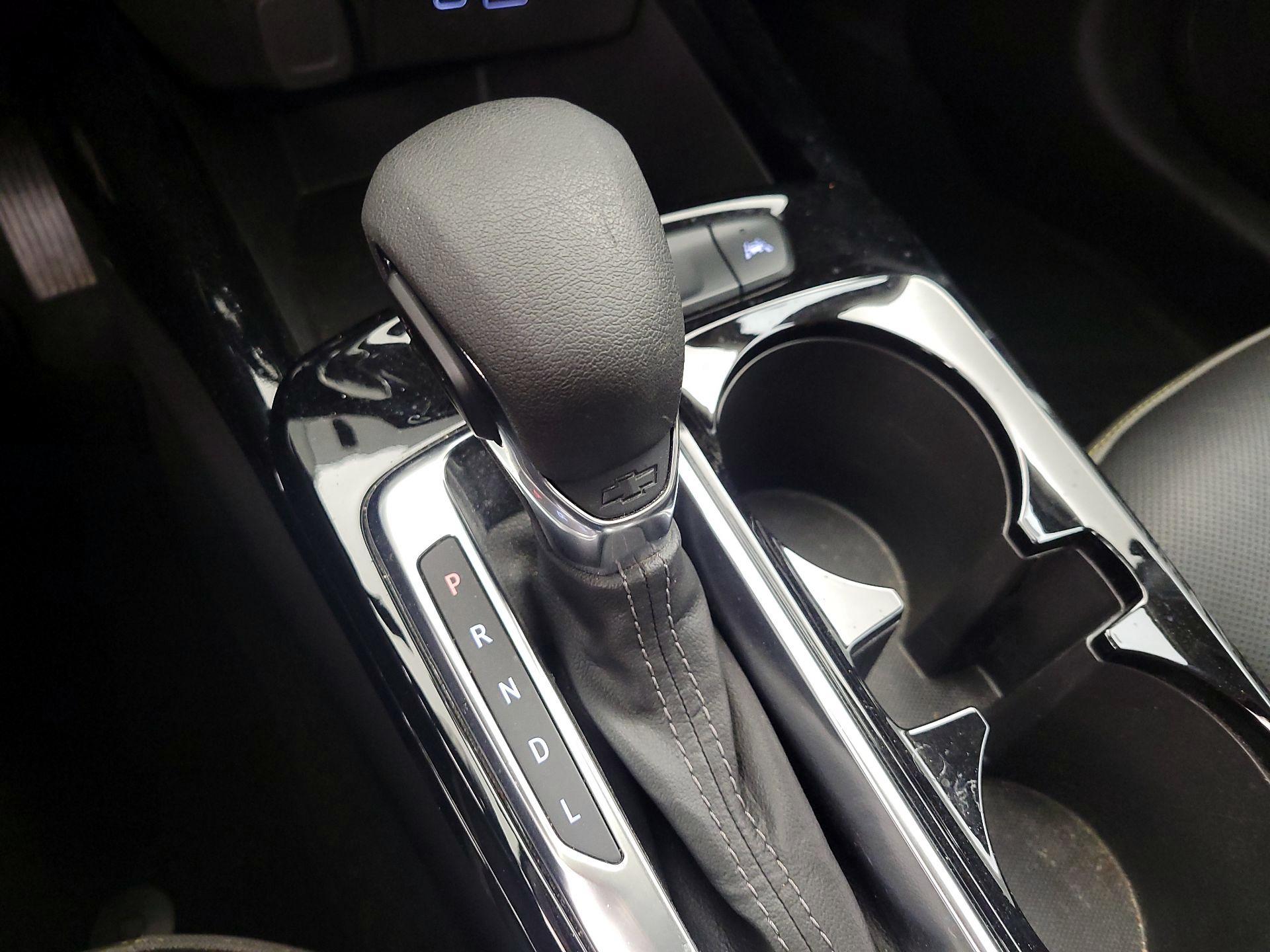 Thumbnail: 2025 Chevrolet Trax - 17