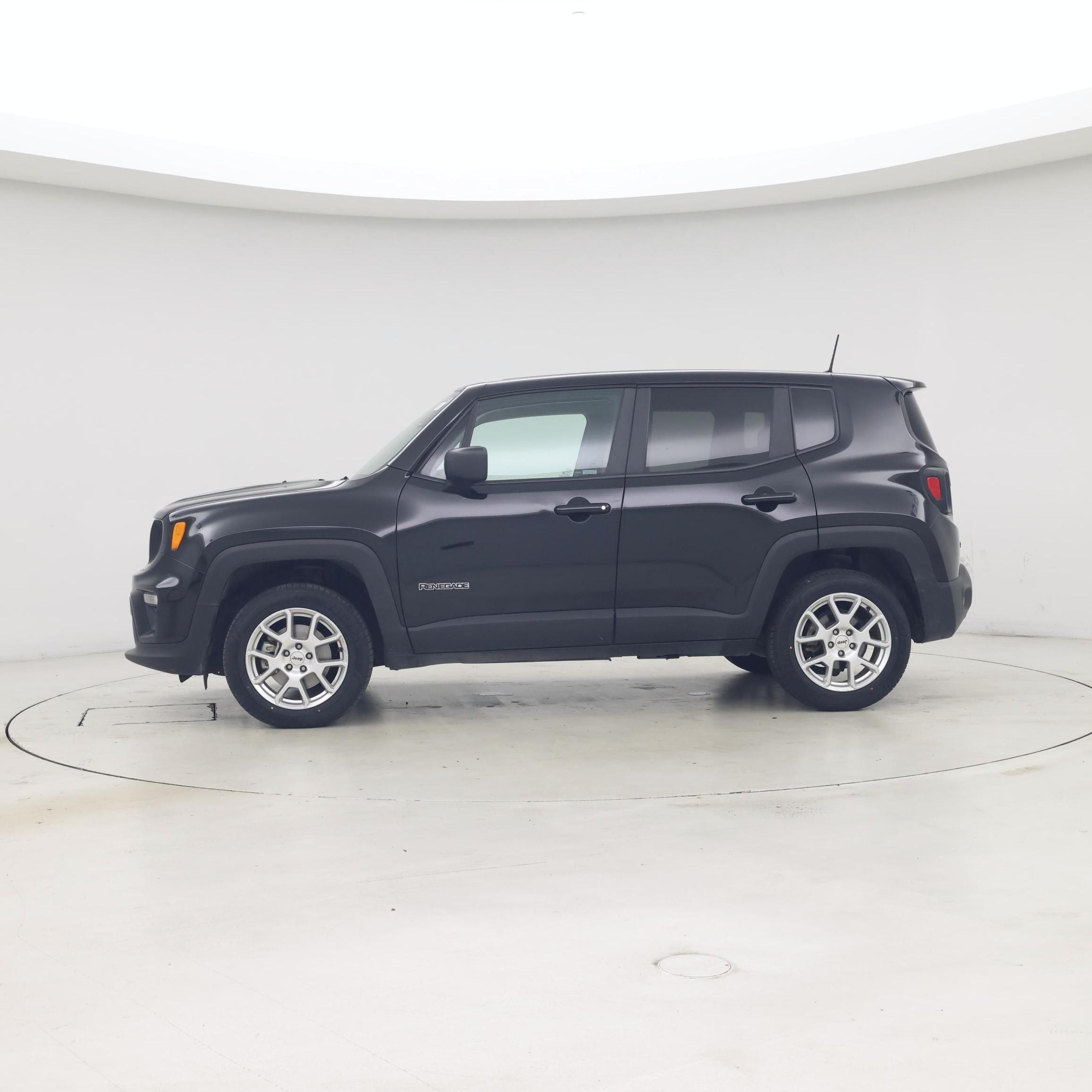 Thumbnail: 2023 Jeep Renegade - 3