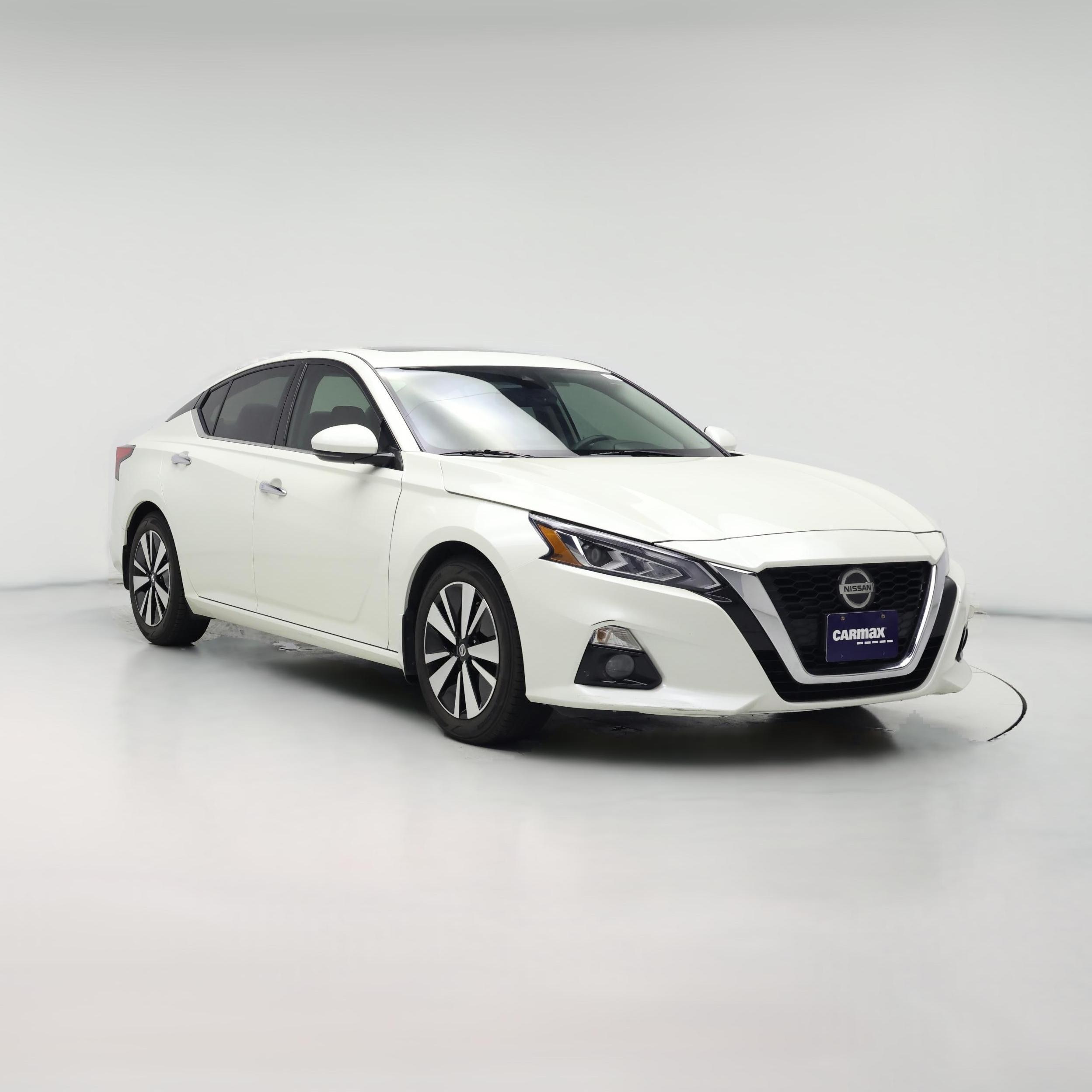Thumbnail: 2020 Nissan Altima - 1