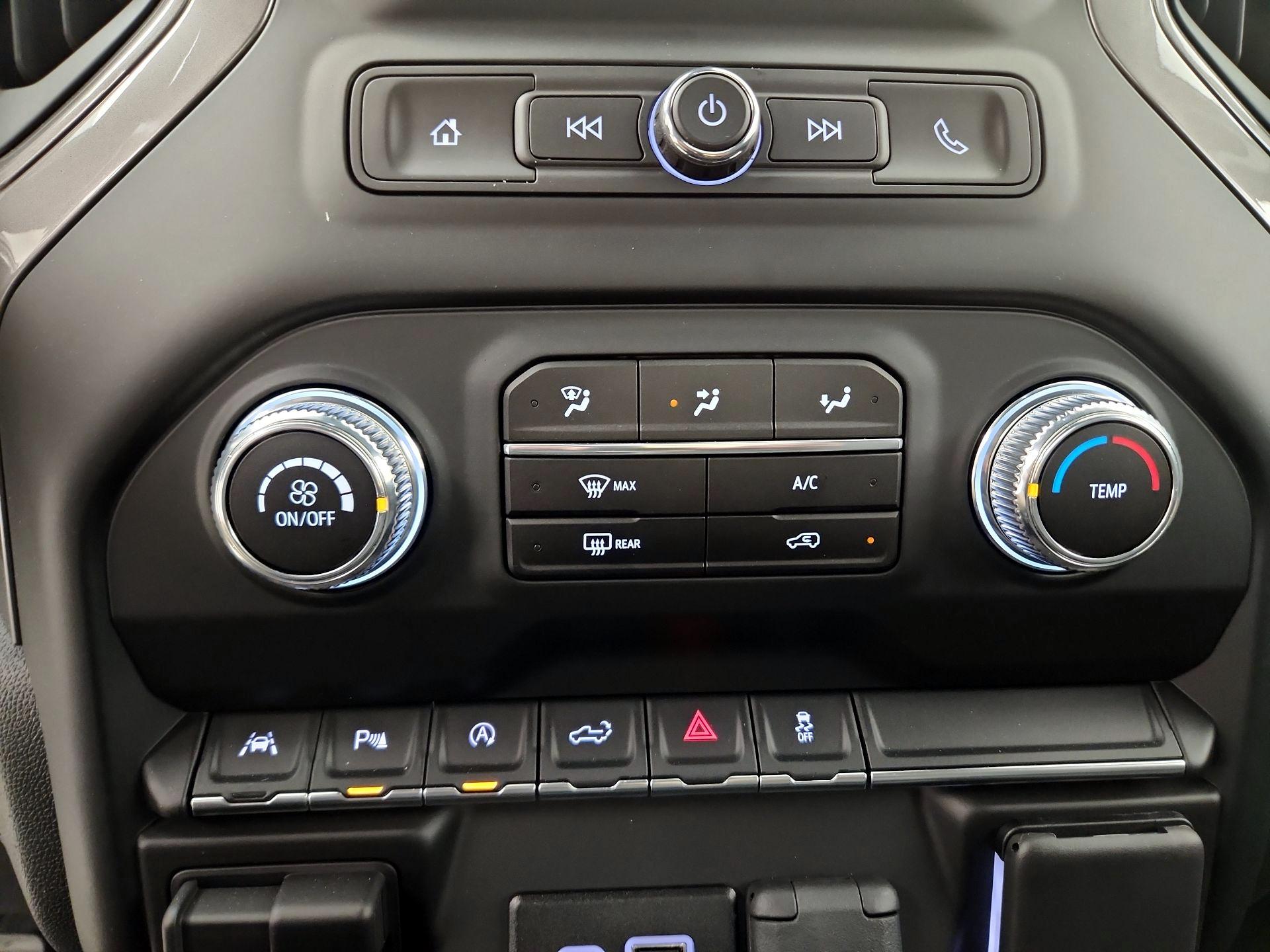 Thumbnail: 2025 GMC Sierra 1500 - 16