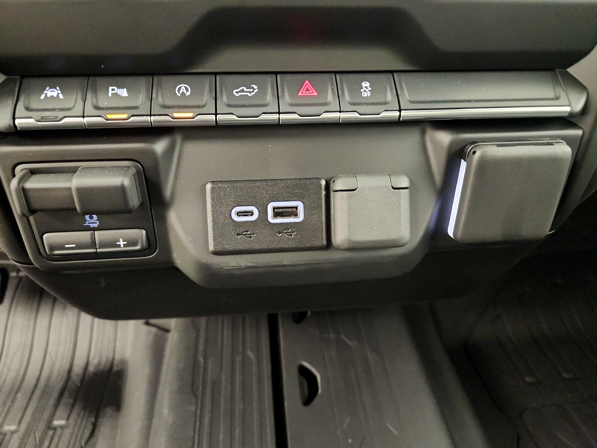 Thumbnail: 2025 GMC Sierra 1500 - 18