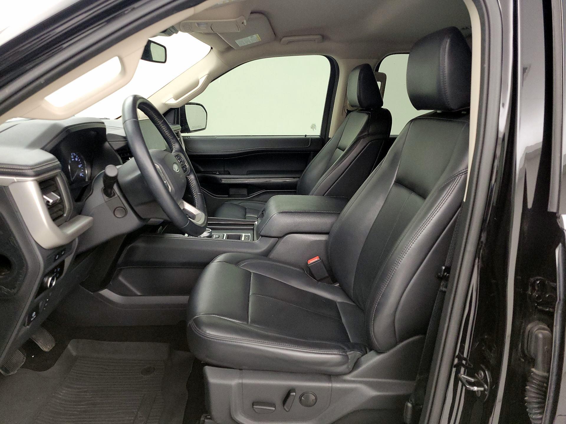 Thumbnail: 2023 Ford Expedition - 11