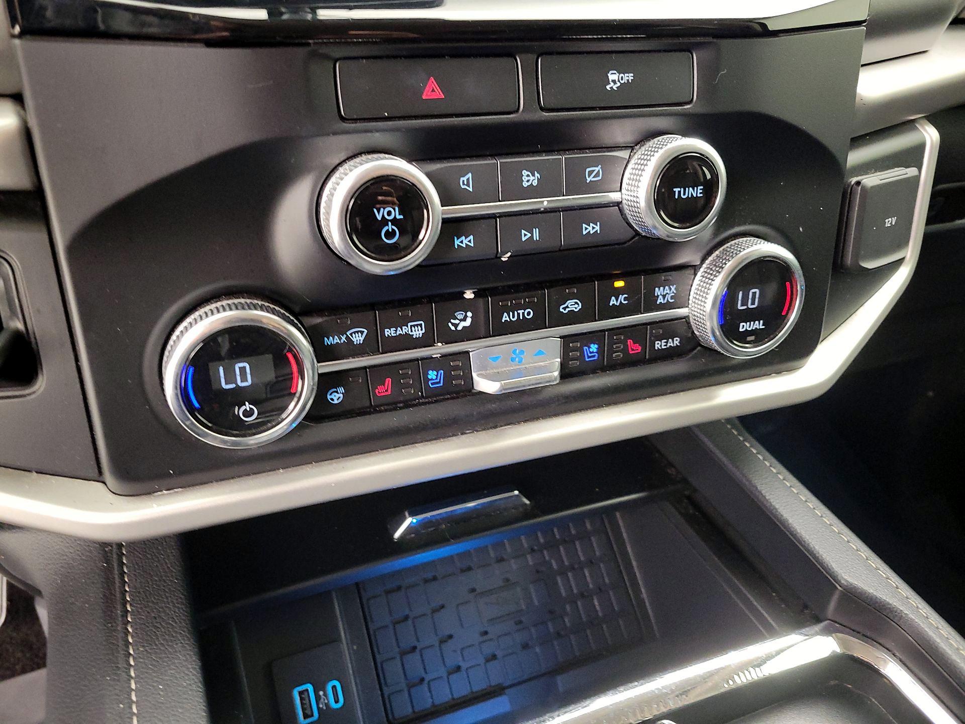 Thumbnail: 2023 Ford Expedition - 17