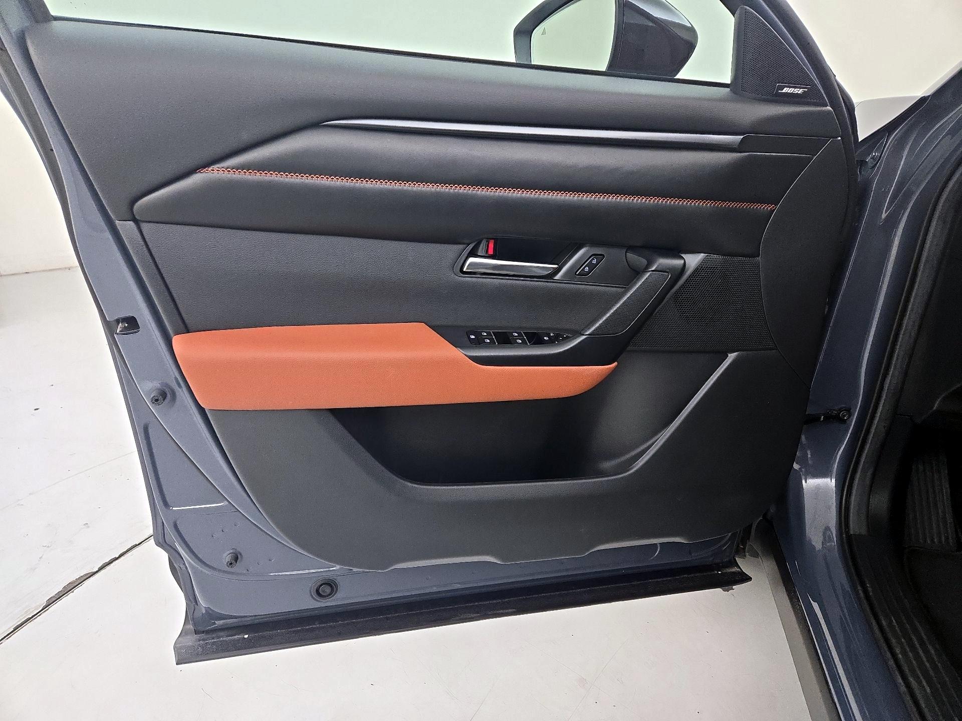 Thumbnail: 2025 Mazda CX-50 - 12