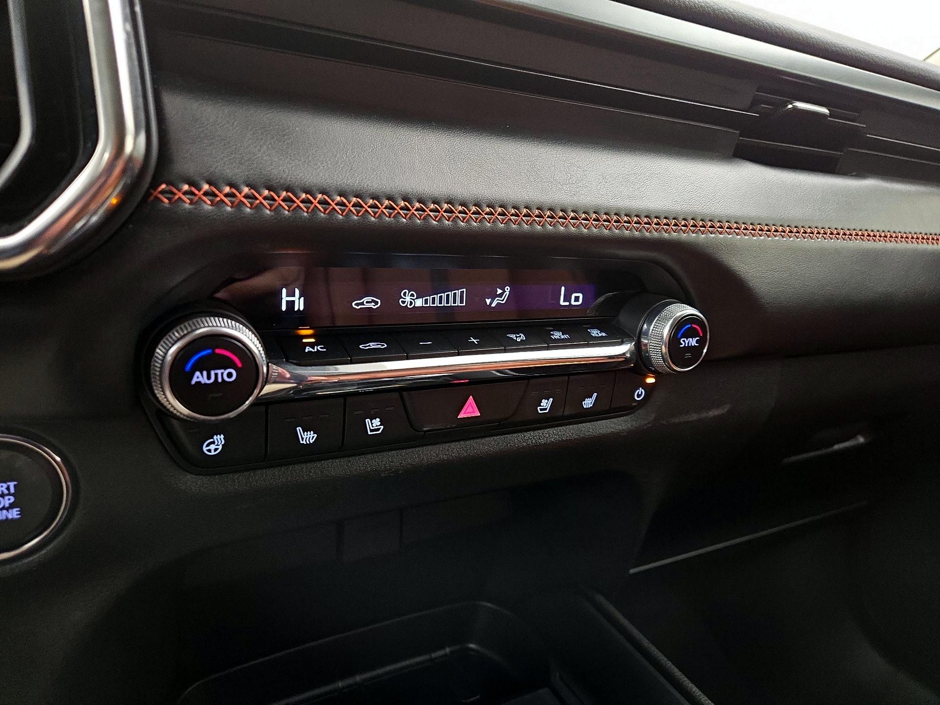 Thumbnail: 2025 Mazda CX-50 - 17