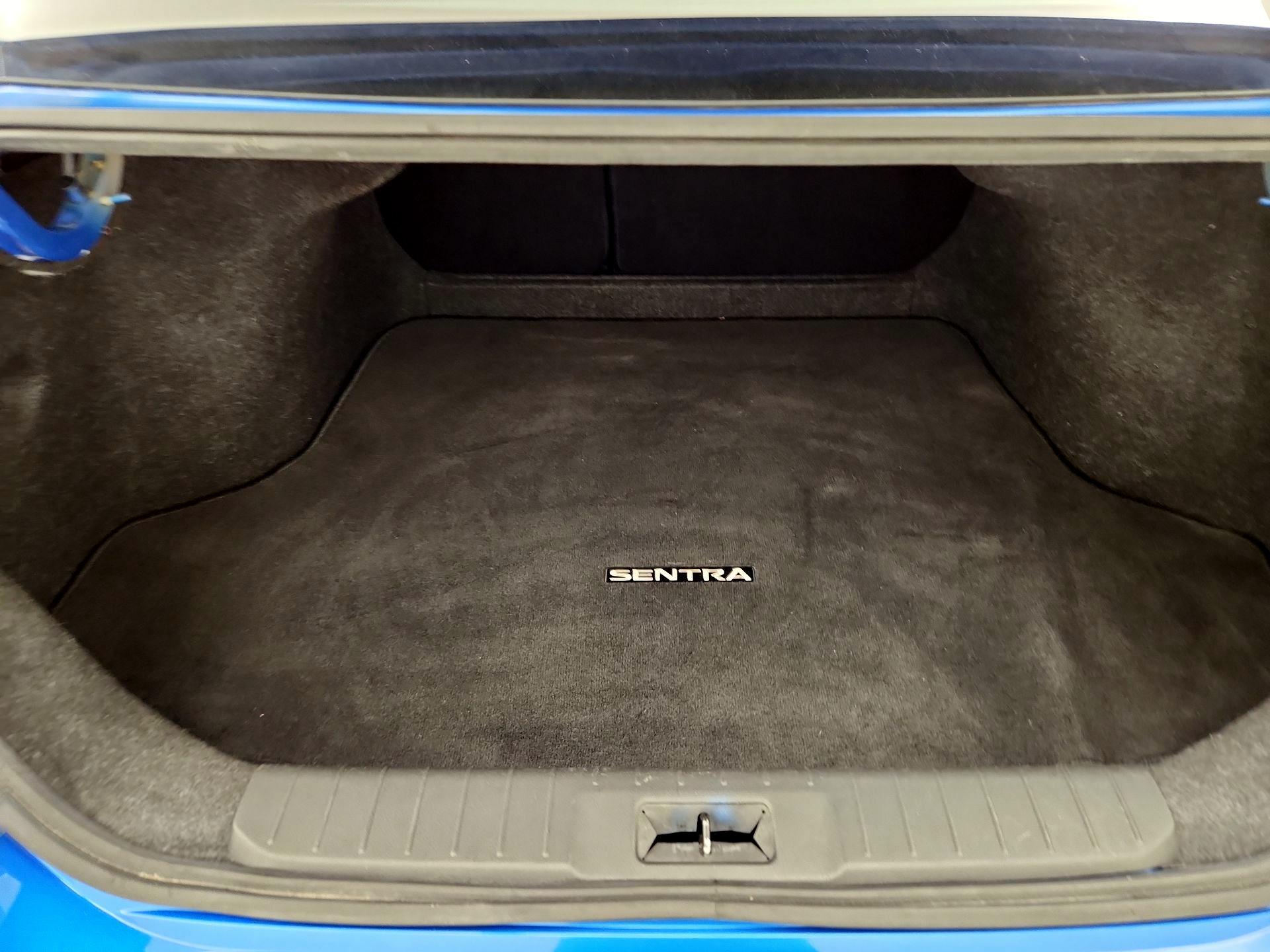 Thumbnail: 2021 Nissan Sentra - 20