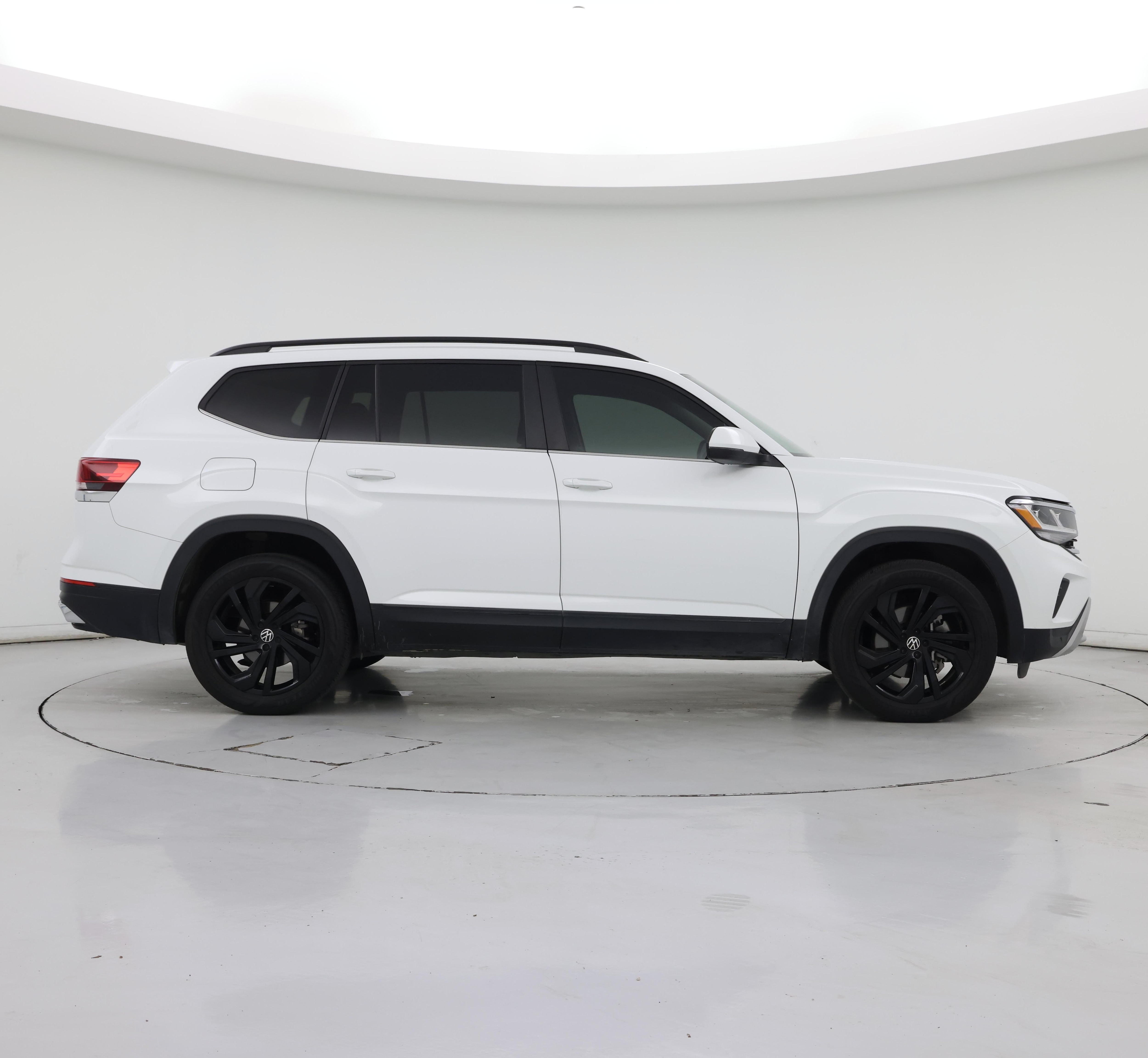 Thumbnail: 2023 Volkswagen Atlas - 7