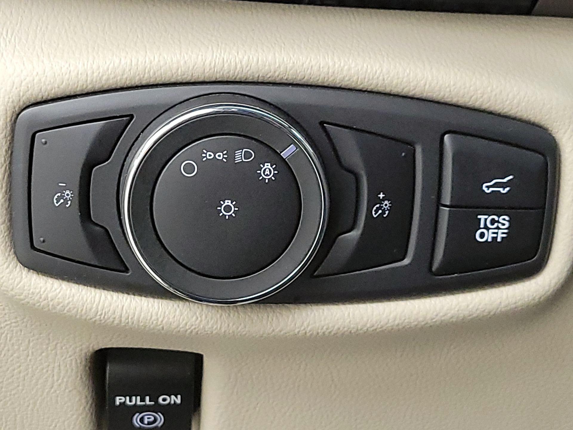 Thumbnail: 2020 Lincoln Nautilus - 13