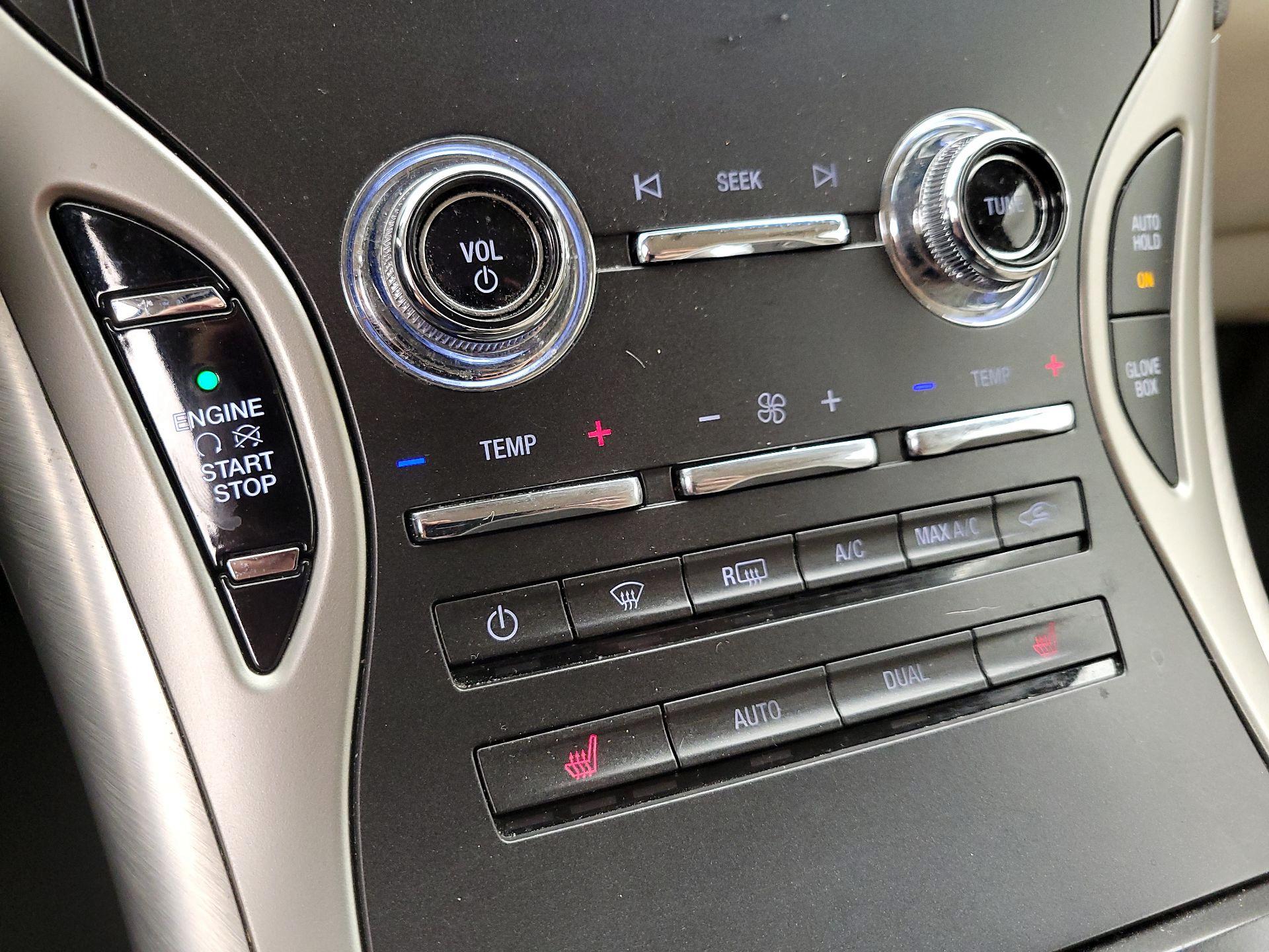 Thumbnail: 2020 Lincoln Nautilus - 17