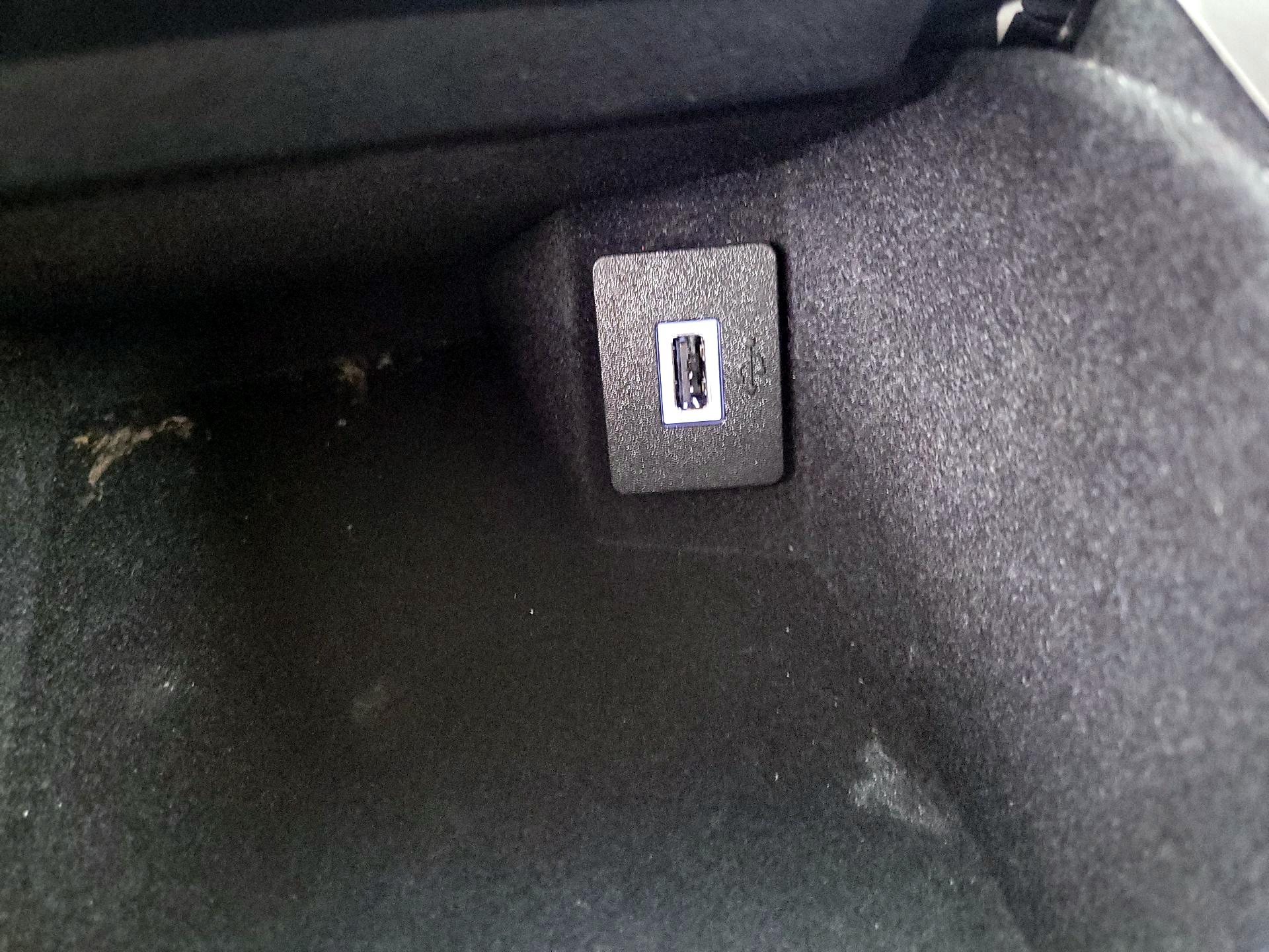 Thumbnail: 2020 Lincoln Nautilus - 19