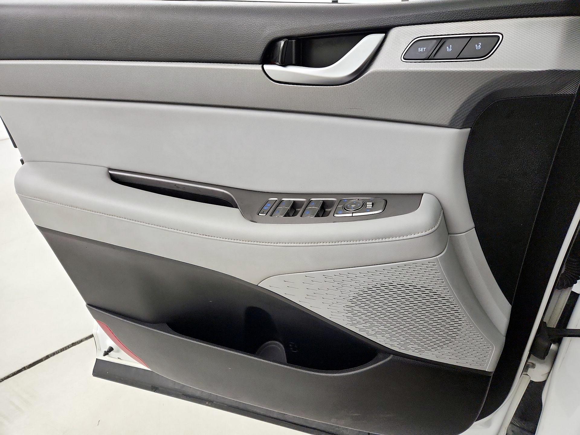 Thumbnail: 2021 Hyundai Palisade - 12