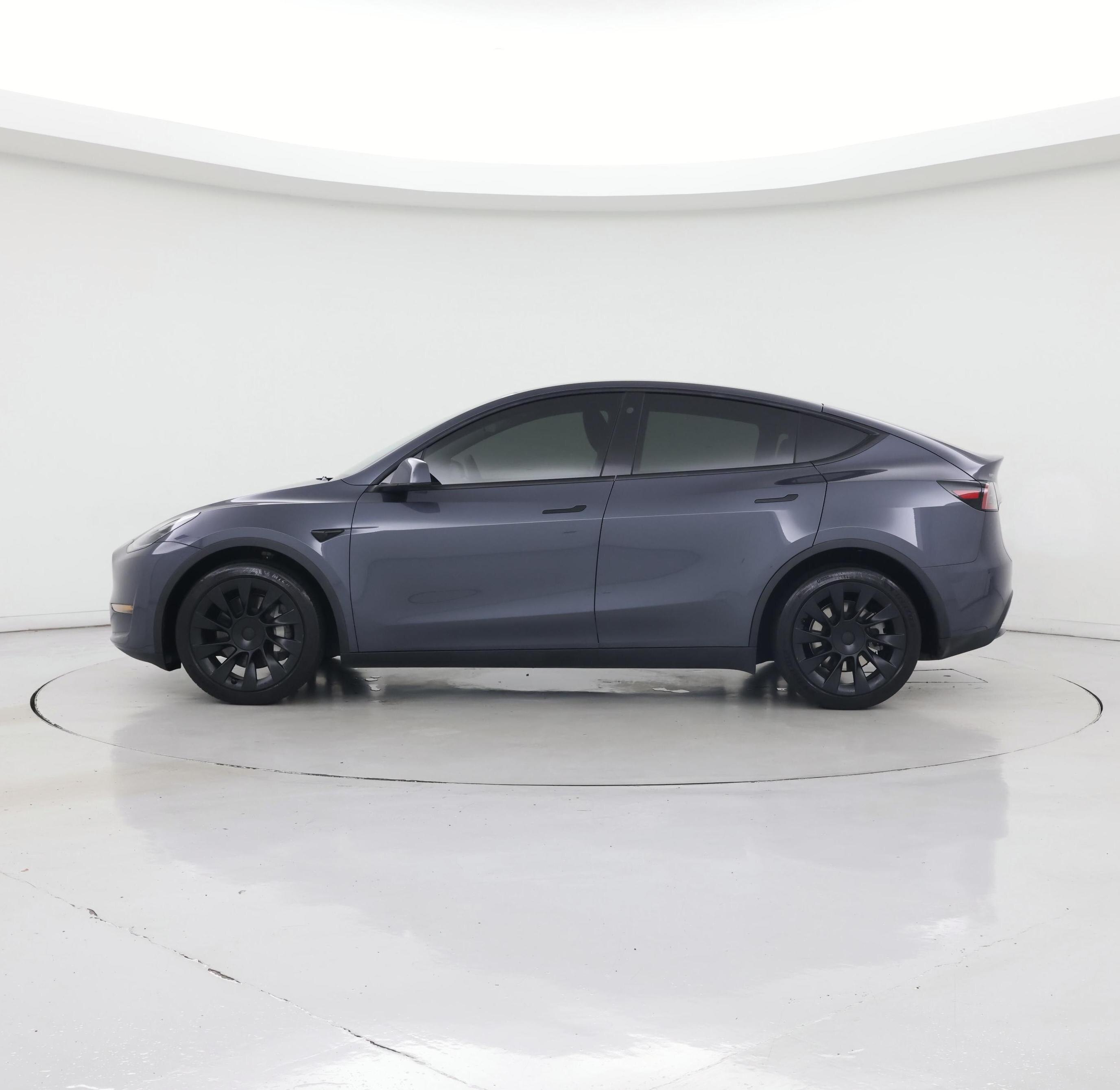 Thumbnail: 2023 Tesla Model Y - 3