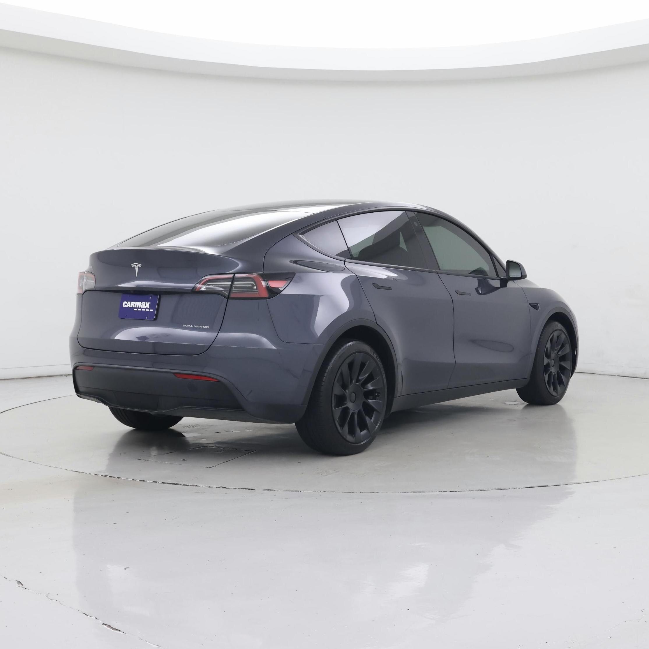 Thumbnail: 2023 Tesla Model Y - 8