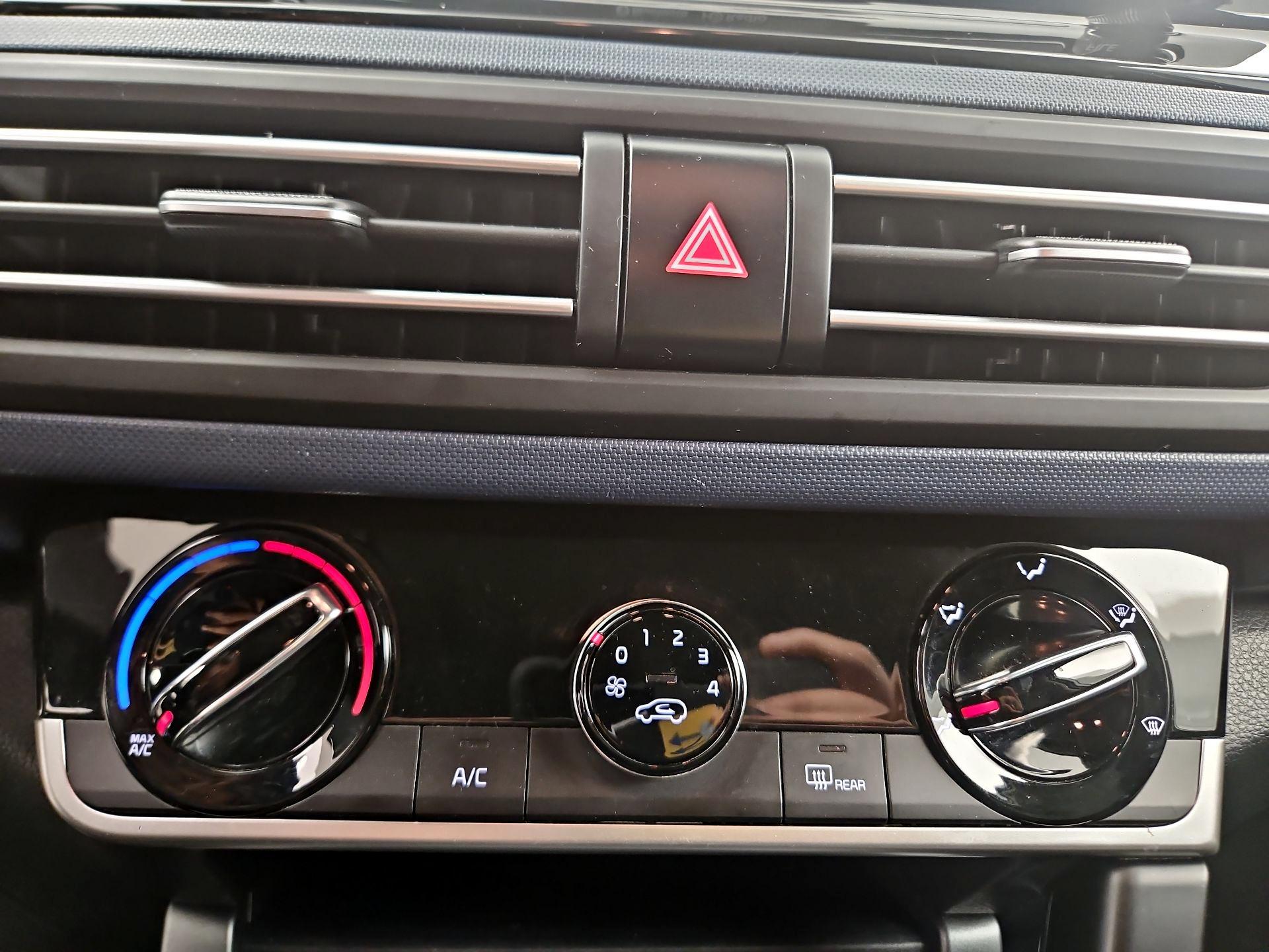 Thumbnail: 2021 Kia Seltos - 14