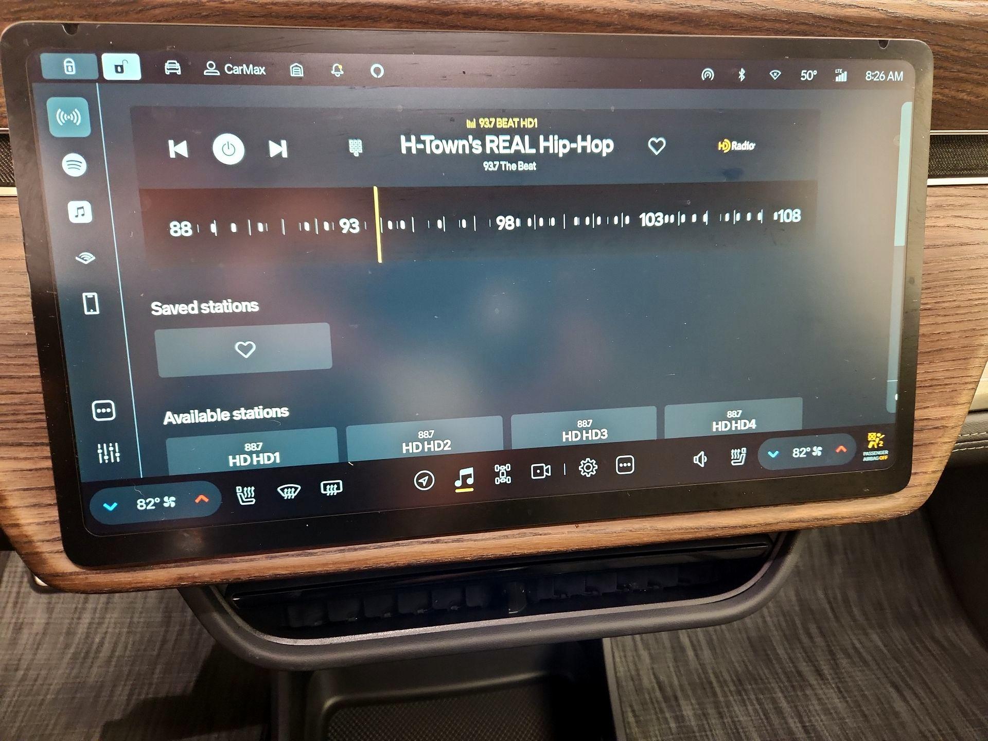 Thumbnail: 2022 Rivian R1T - 16