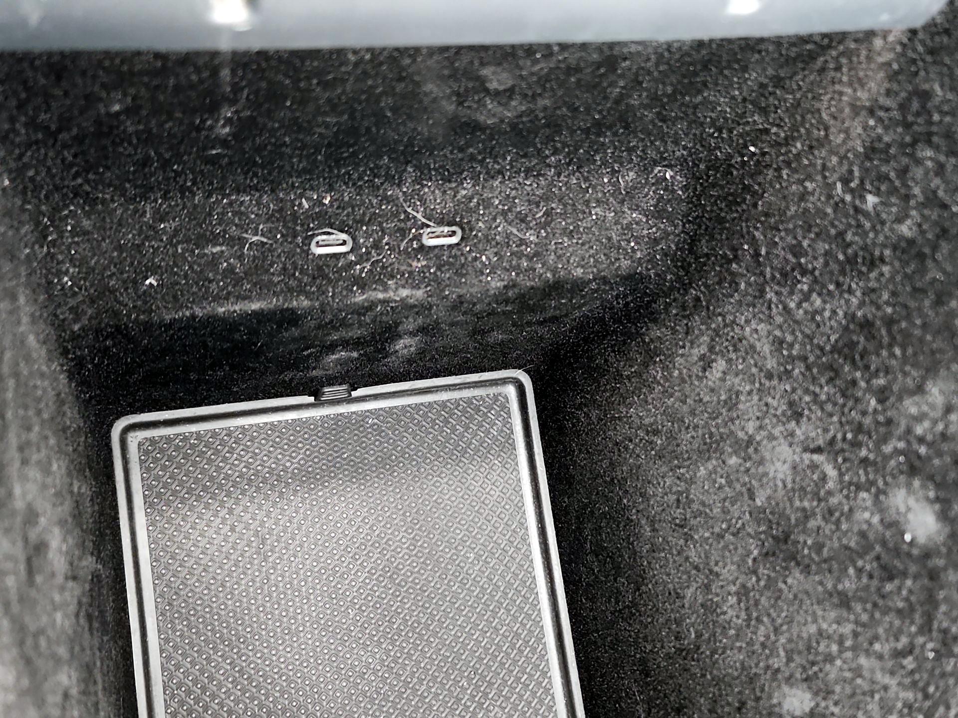 Thumbnail: 2022 Rivian R1T - 19