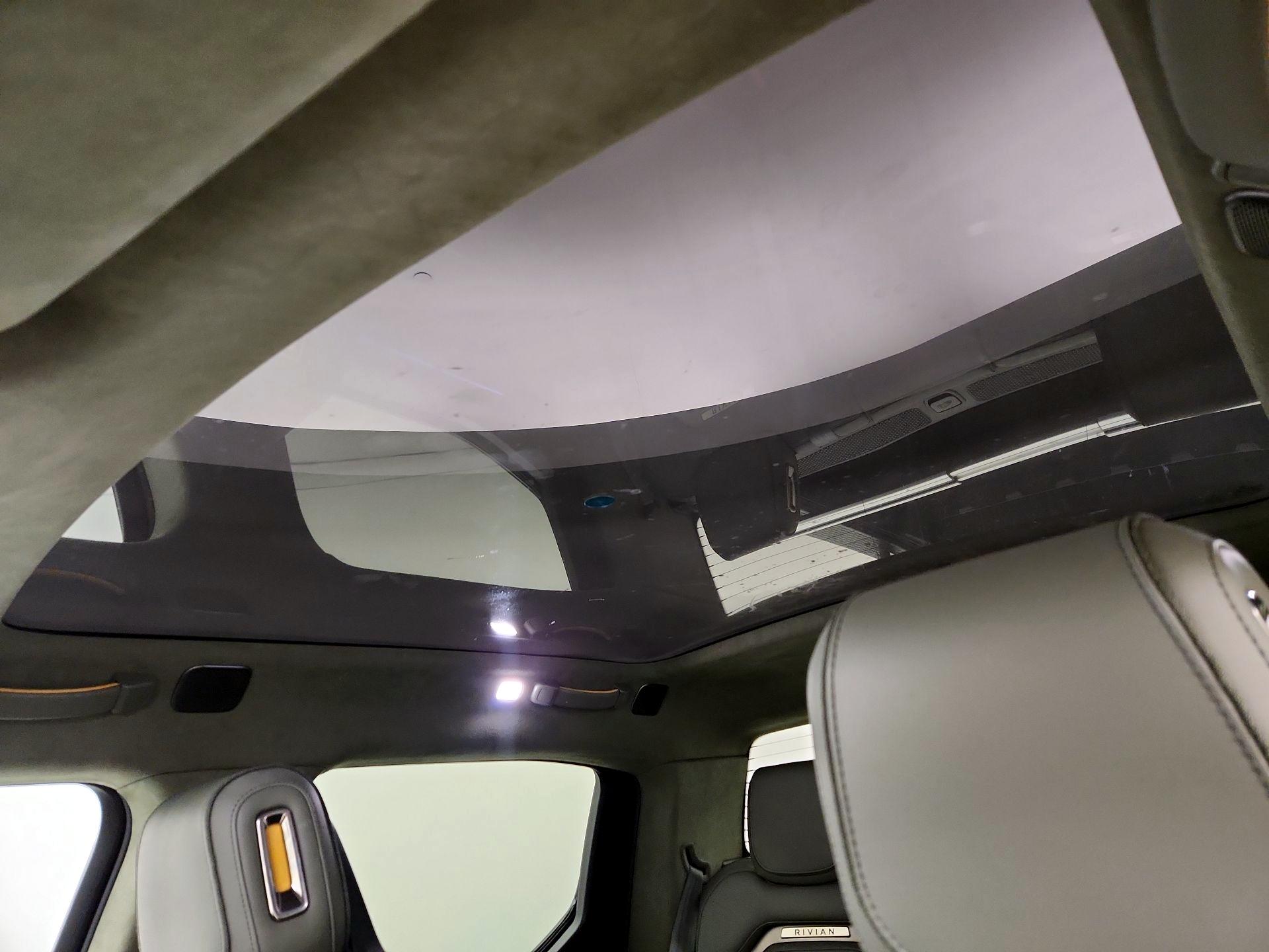 Thumbnail: 2022 Rivian R1T - 20