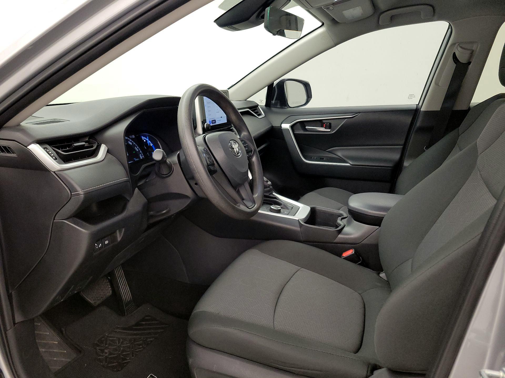 Thumbnail: 2024 Toyota RAV4 - 11