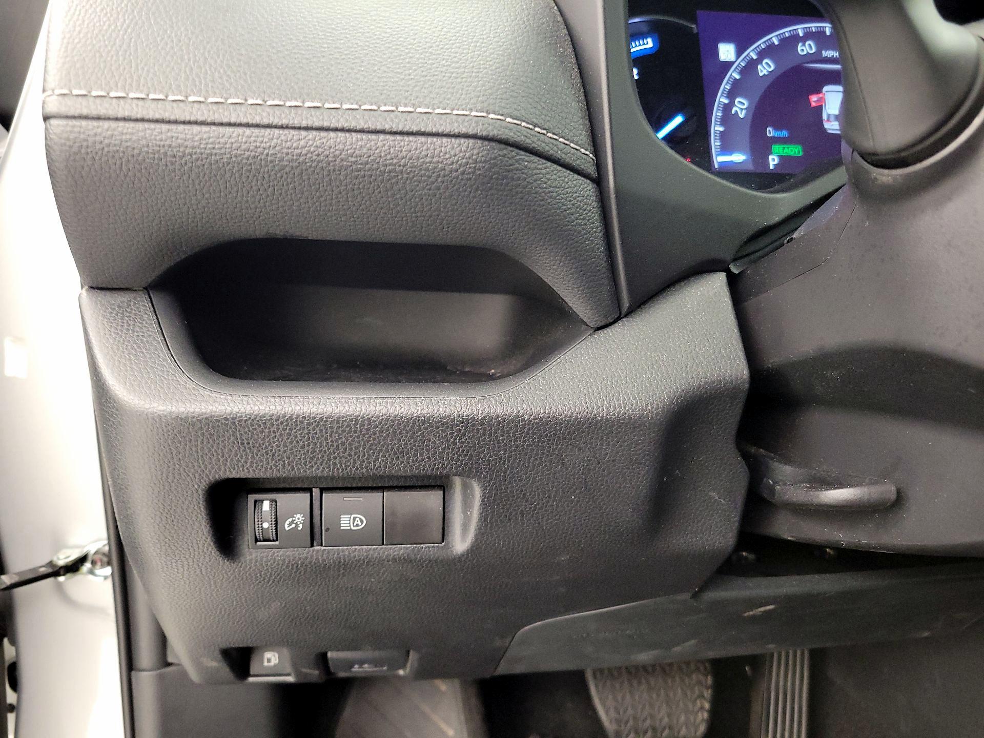 Thumbnail: 2024 Toyota RAV4 - 13