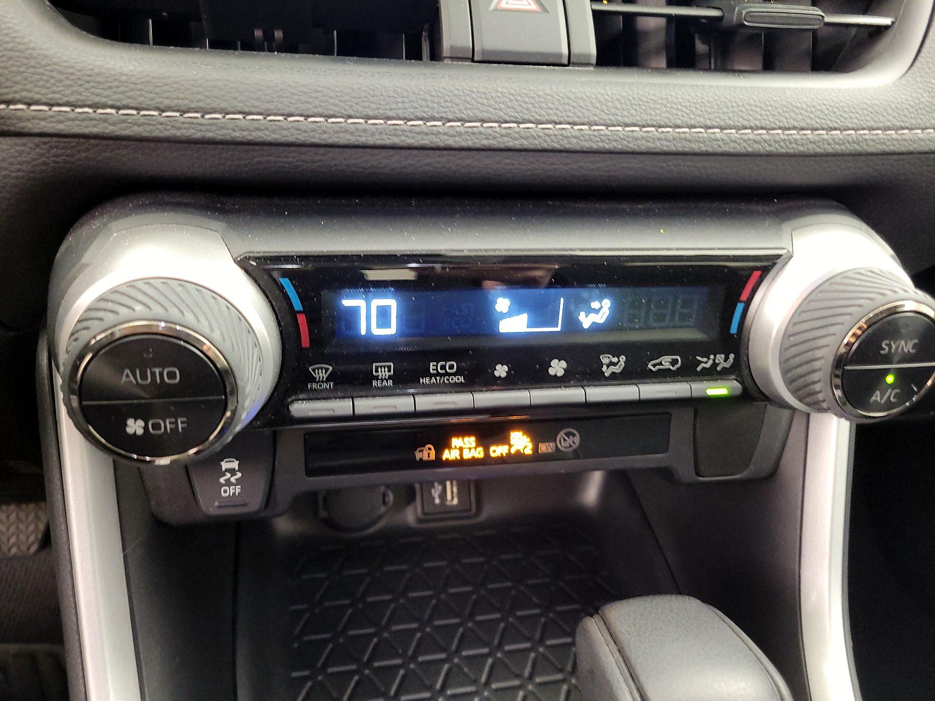 Thumbnail: 2024 Toyota RAV4 - 16