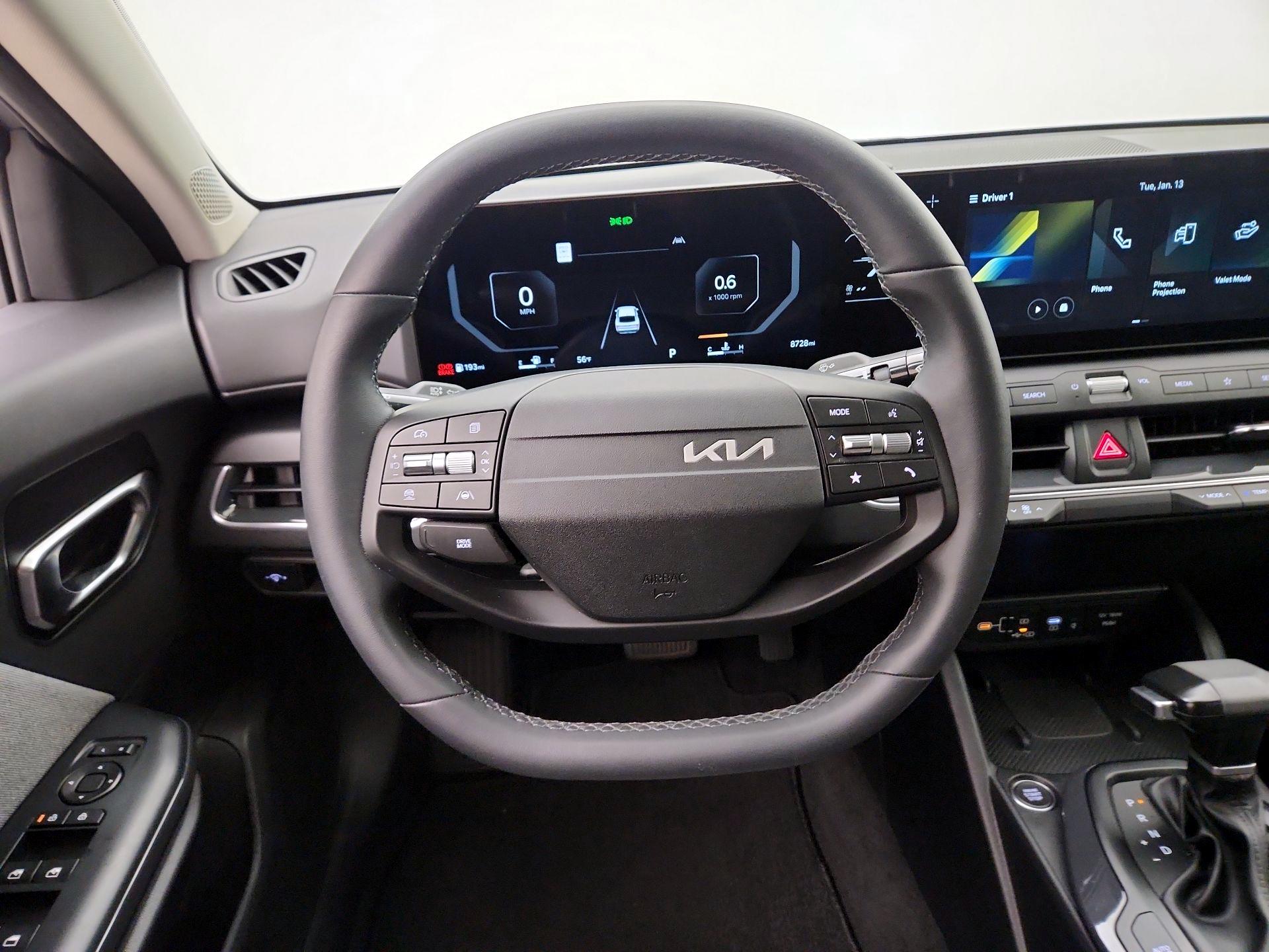 Thumbnail: 2025 Kia K4 - 10