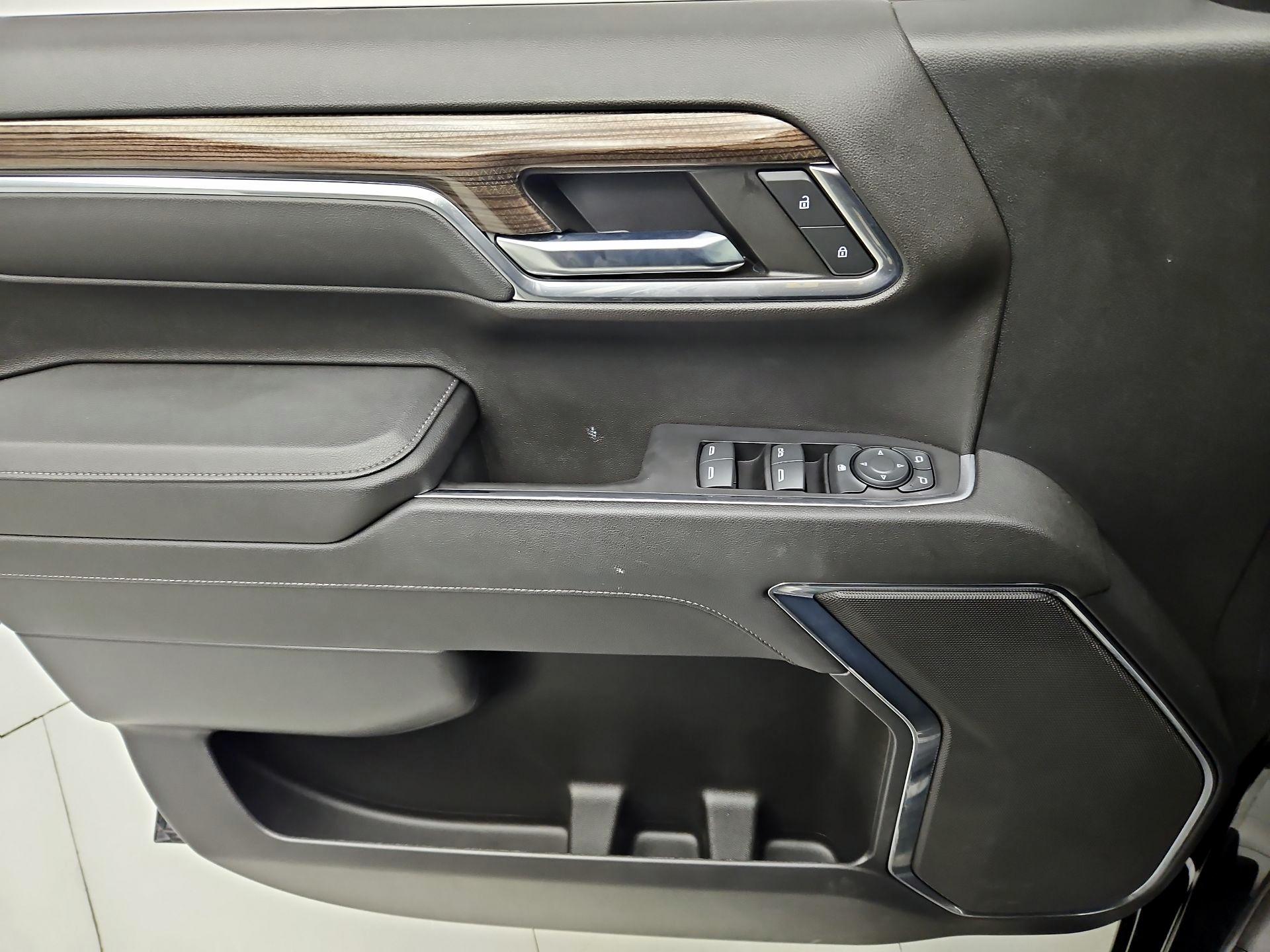 Thumbnail: 2023 Chevrolet Silverado 1500 - 12