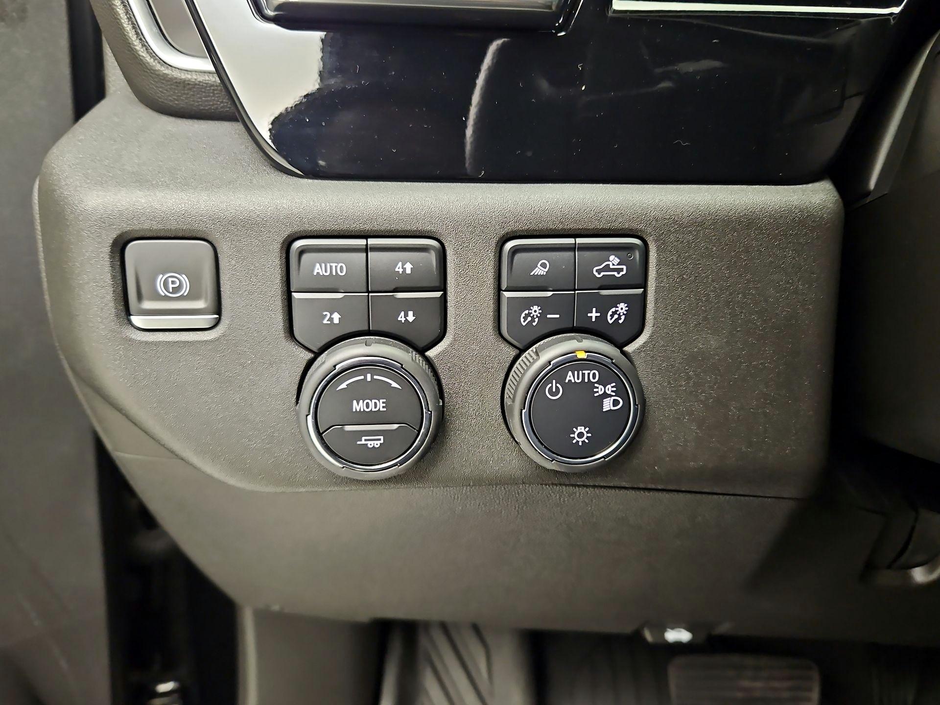 Thumbnail: 2023 Chevrolet Silverado 1500 - 13